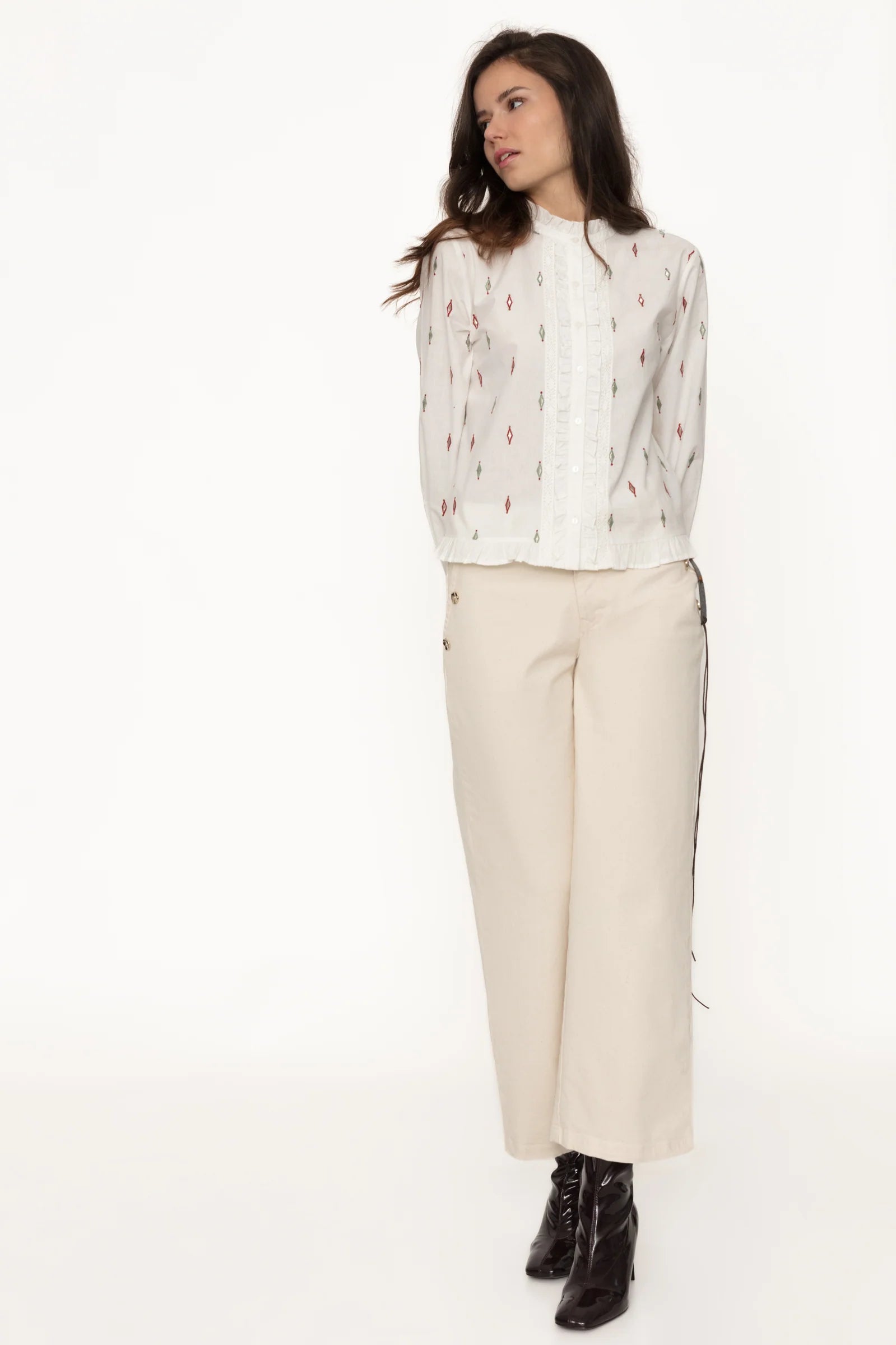 Blusa Eleanor Bordada