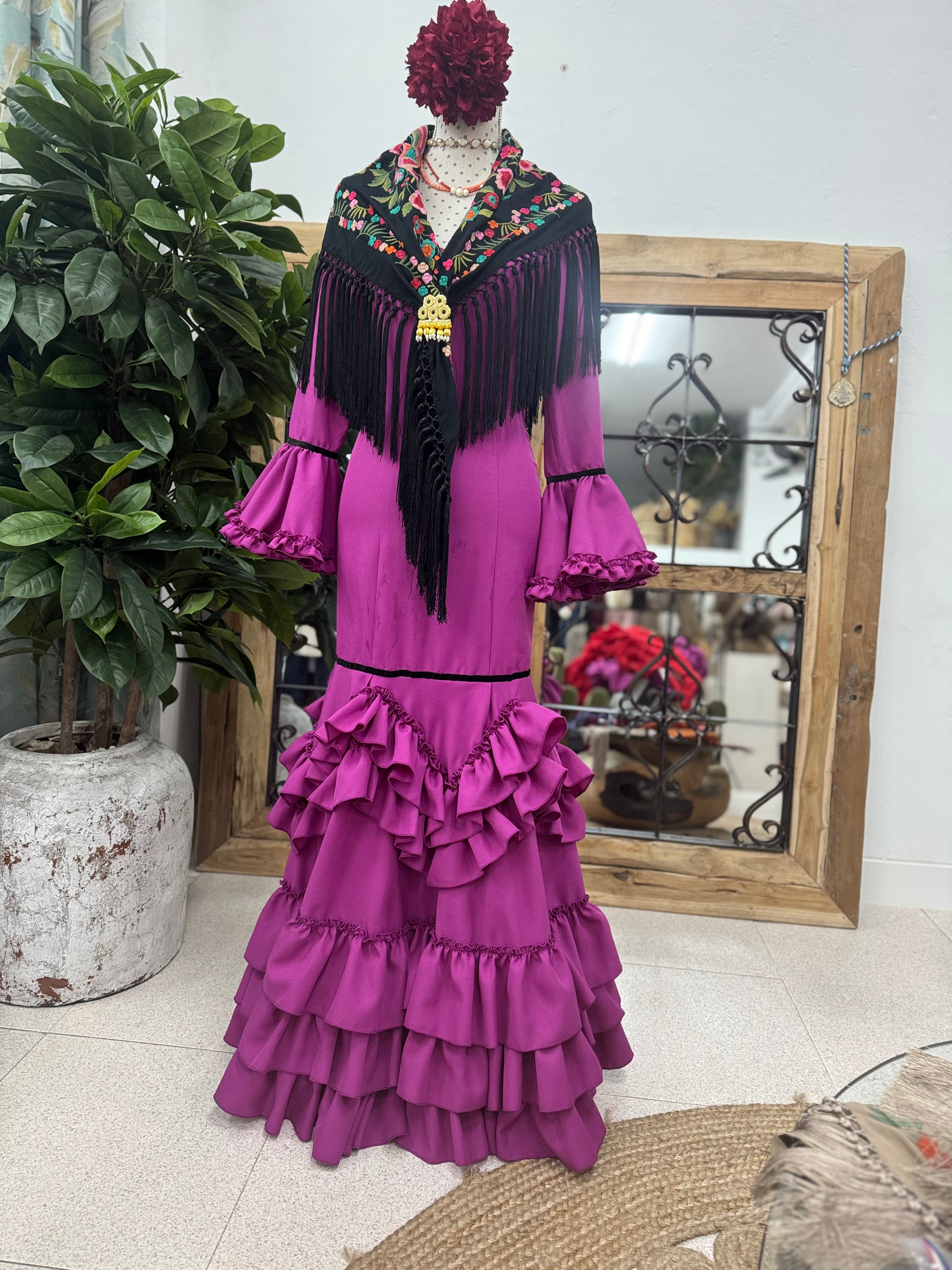 Traje Flamenca Mod. Madrid Buganvilla