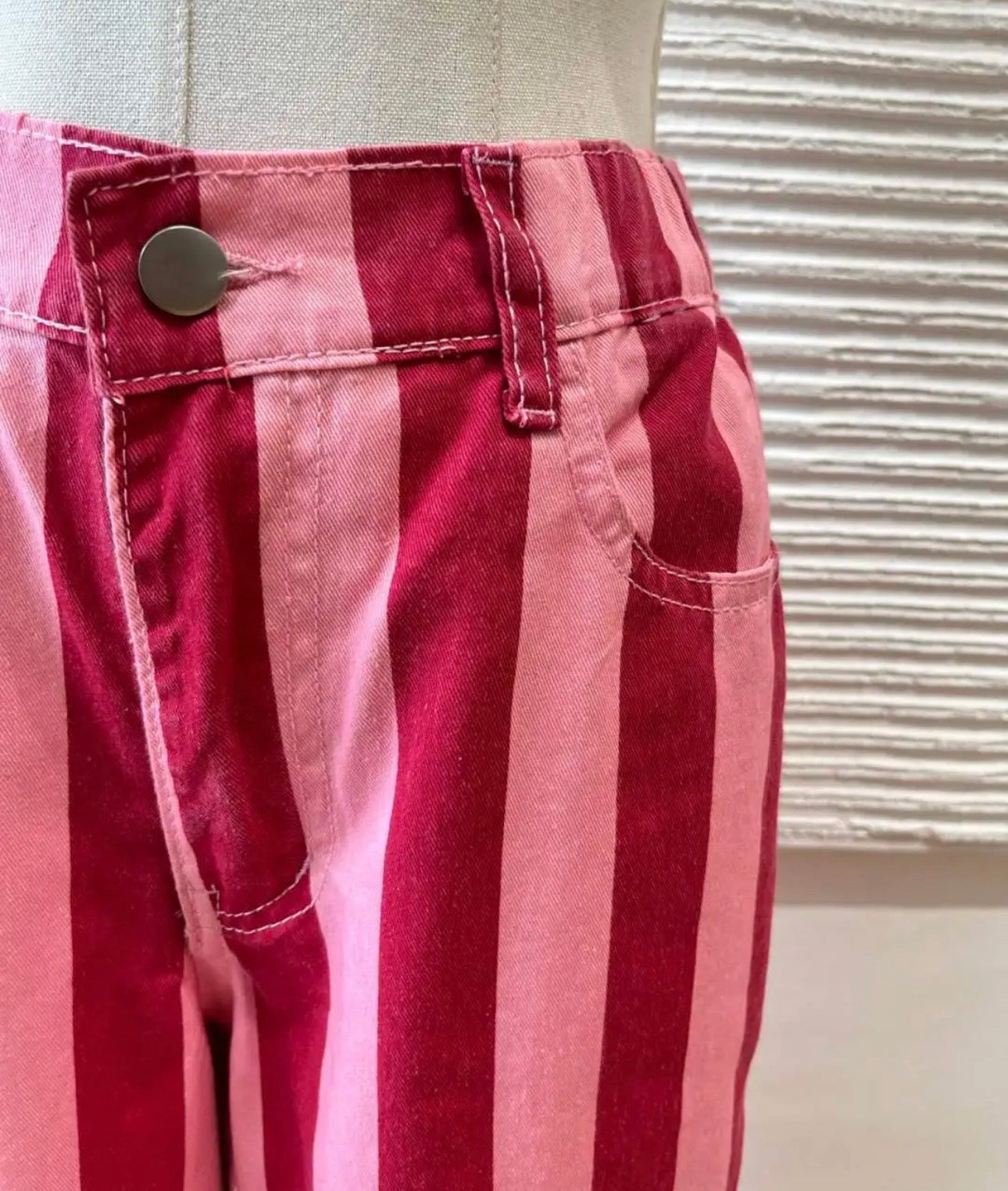 Pantalón Denim Rayas Rosa Rojo