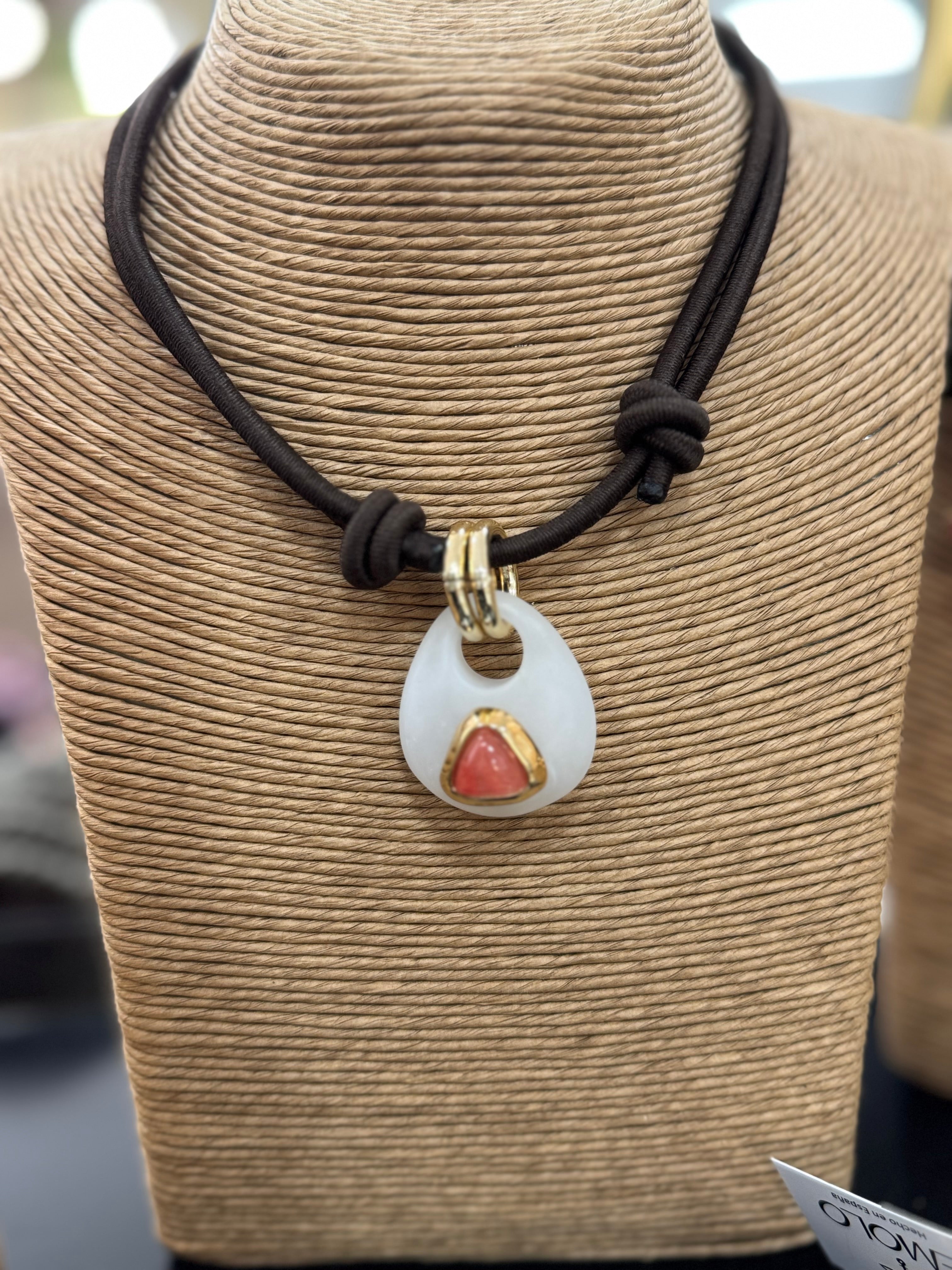 Collares Corto Mármol Émolo