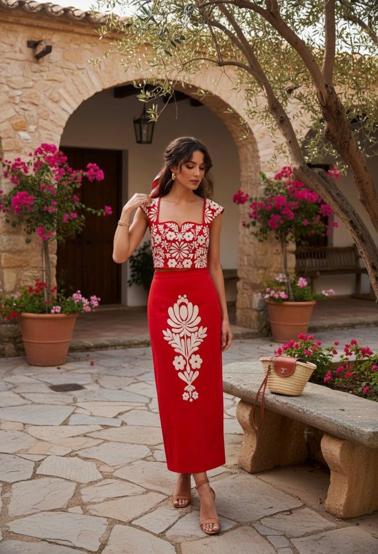 Conjunto Falda y Top Bordado Rojo