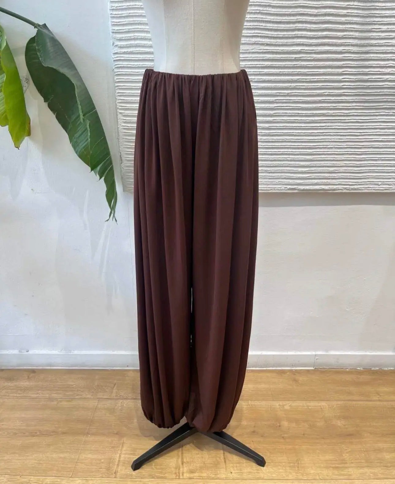 Pantalón Bombacho Punto de Seda Marrón
