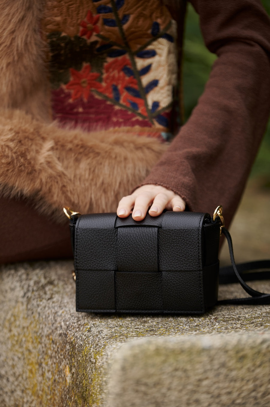 Bolso Mini Trenza disponible en 5 colores