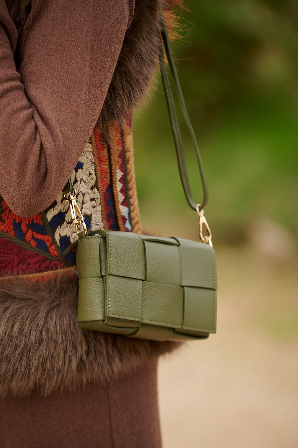 Bolso Mini Trenza disponible en 5 colores