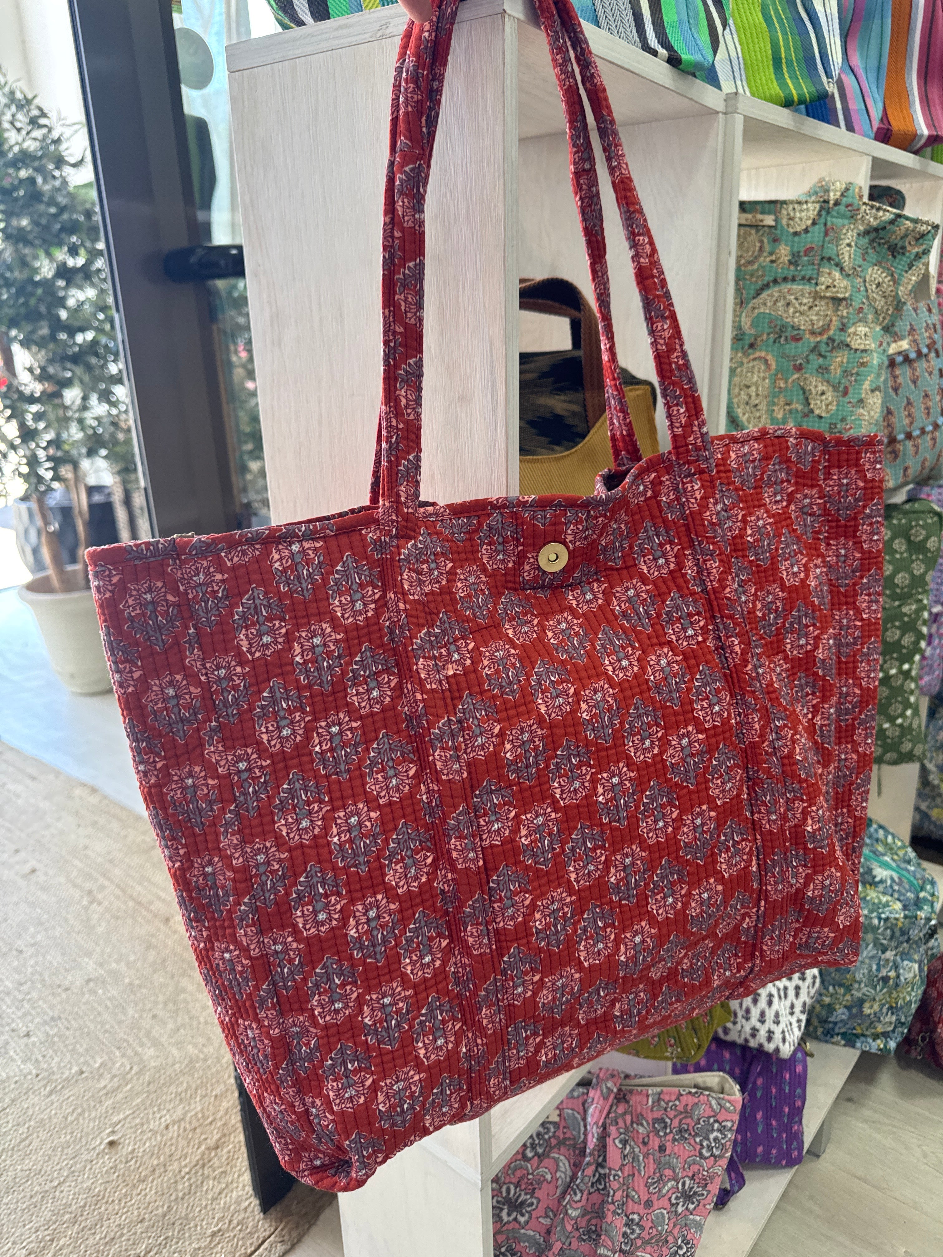 Bolso Acolchado Burdeo