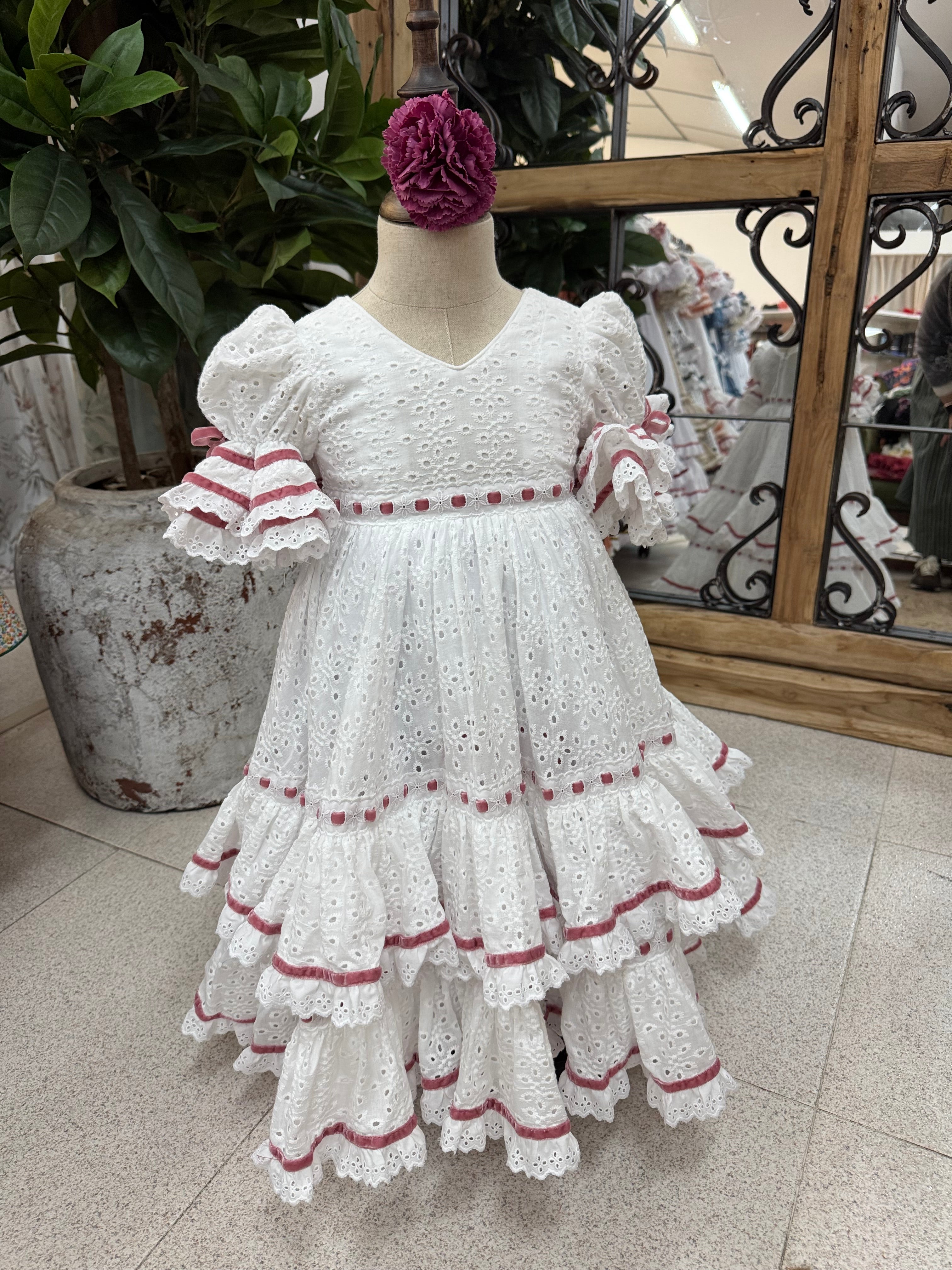 Traje Flamenca Niña Carmen Perforado T.2