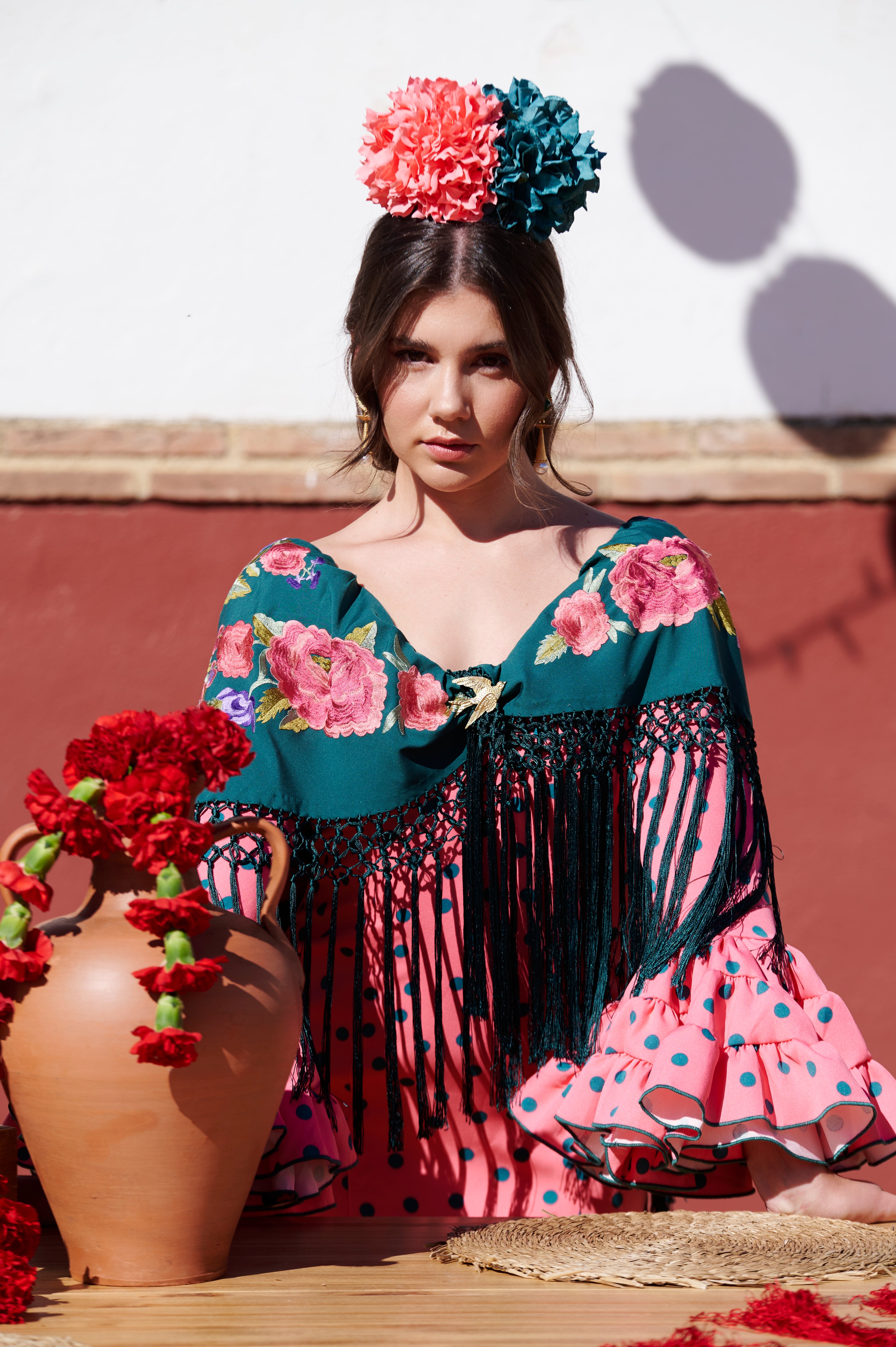 Traje de Flamenca Cordobesa Rosa Coral con Verde T.36