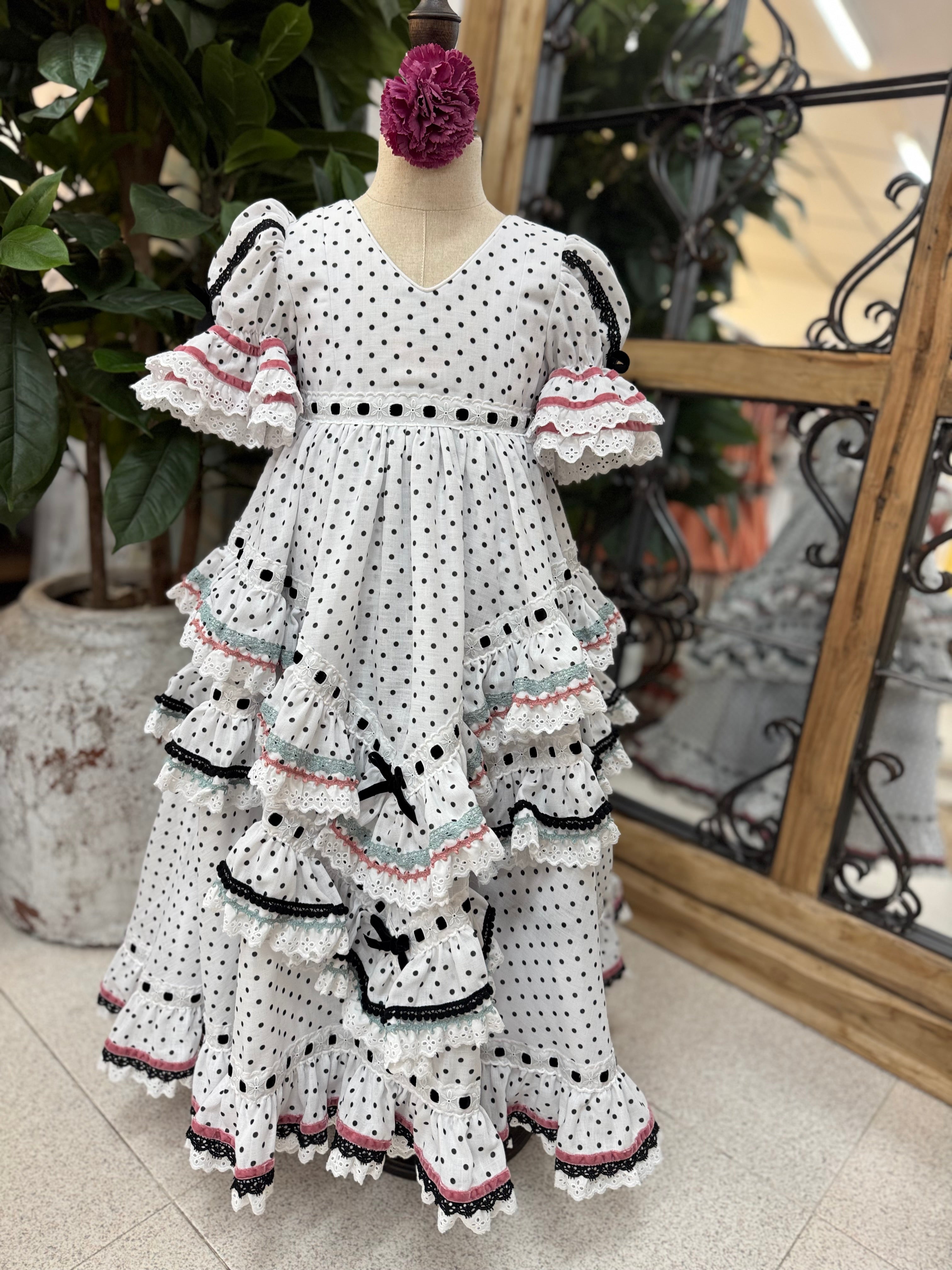 Traje de Flamenca Marisol Lunar T. 4