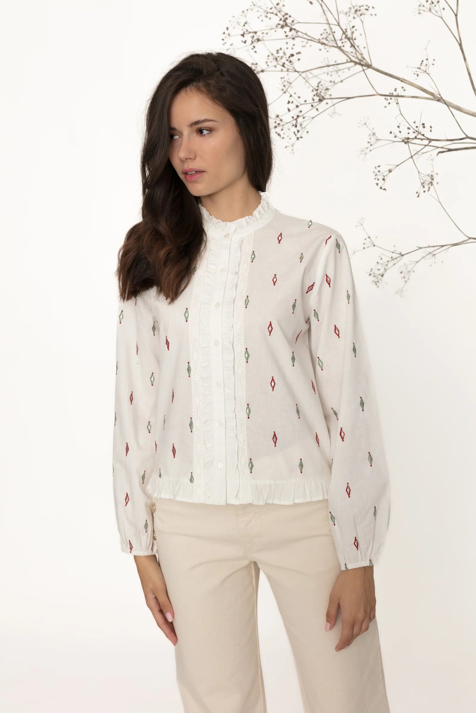 Blusa Eleanor Bordada