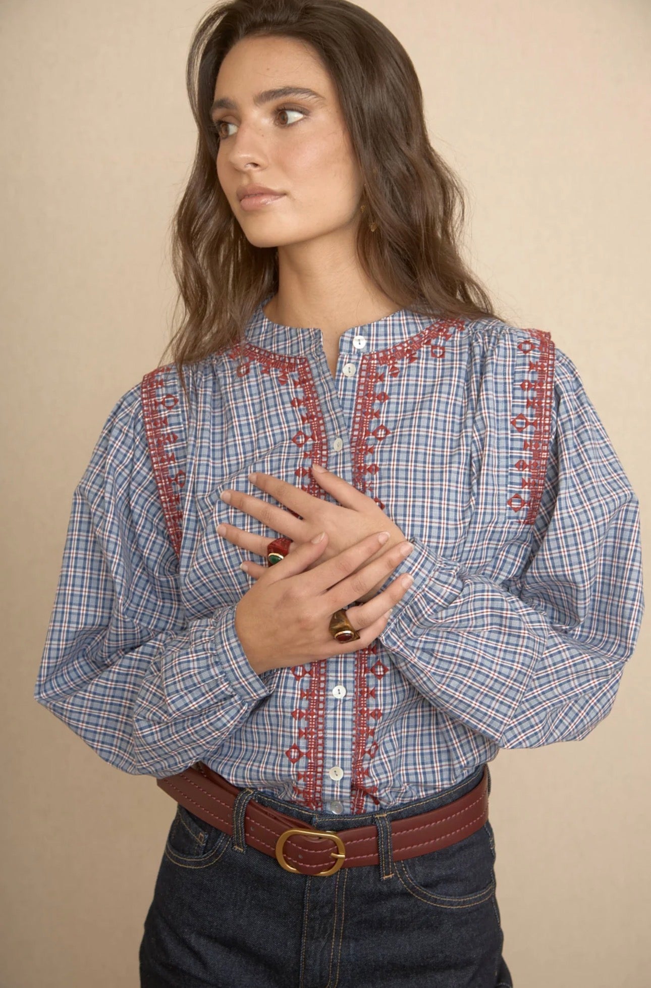 Camisa Cuadris Bordados Étnicos Azul Latido