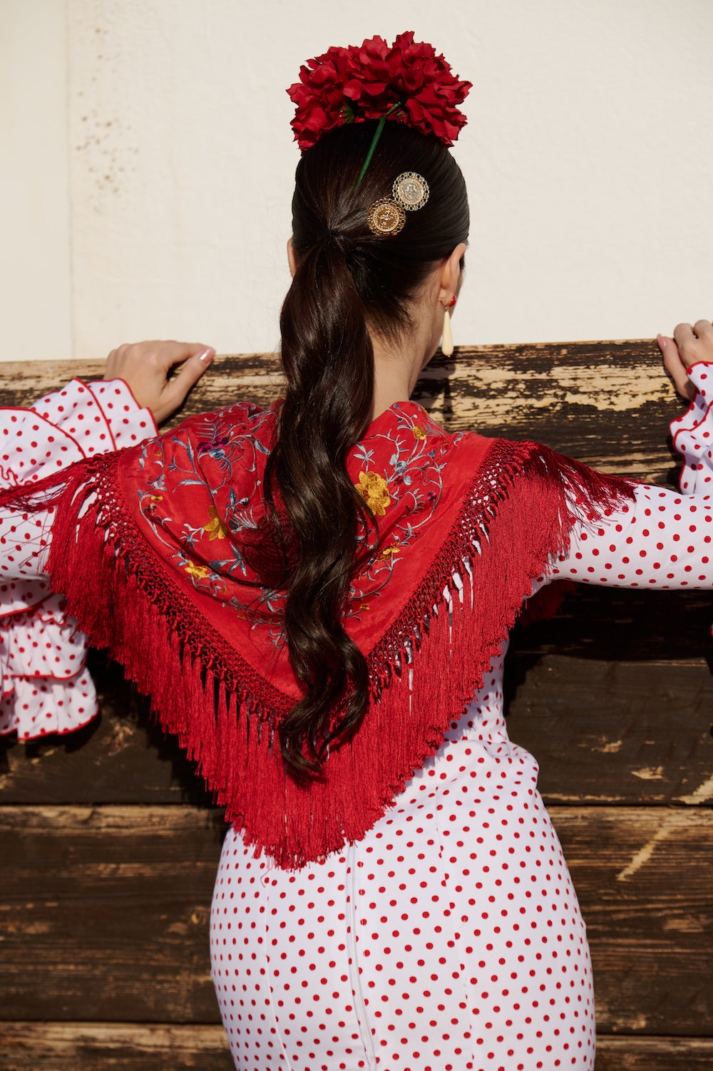 Traje de Flamenca Mod. Sevilla Blanco lunar Rojo