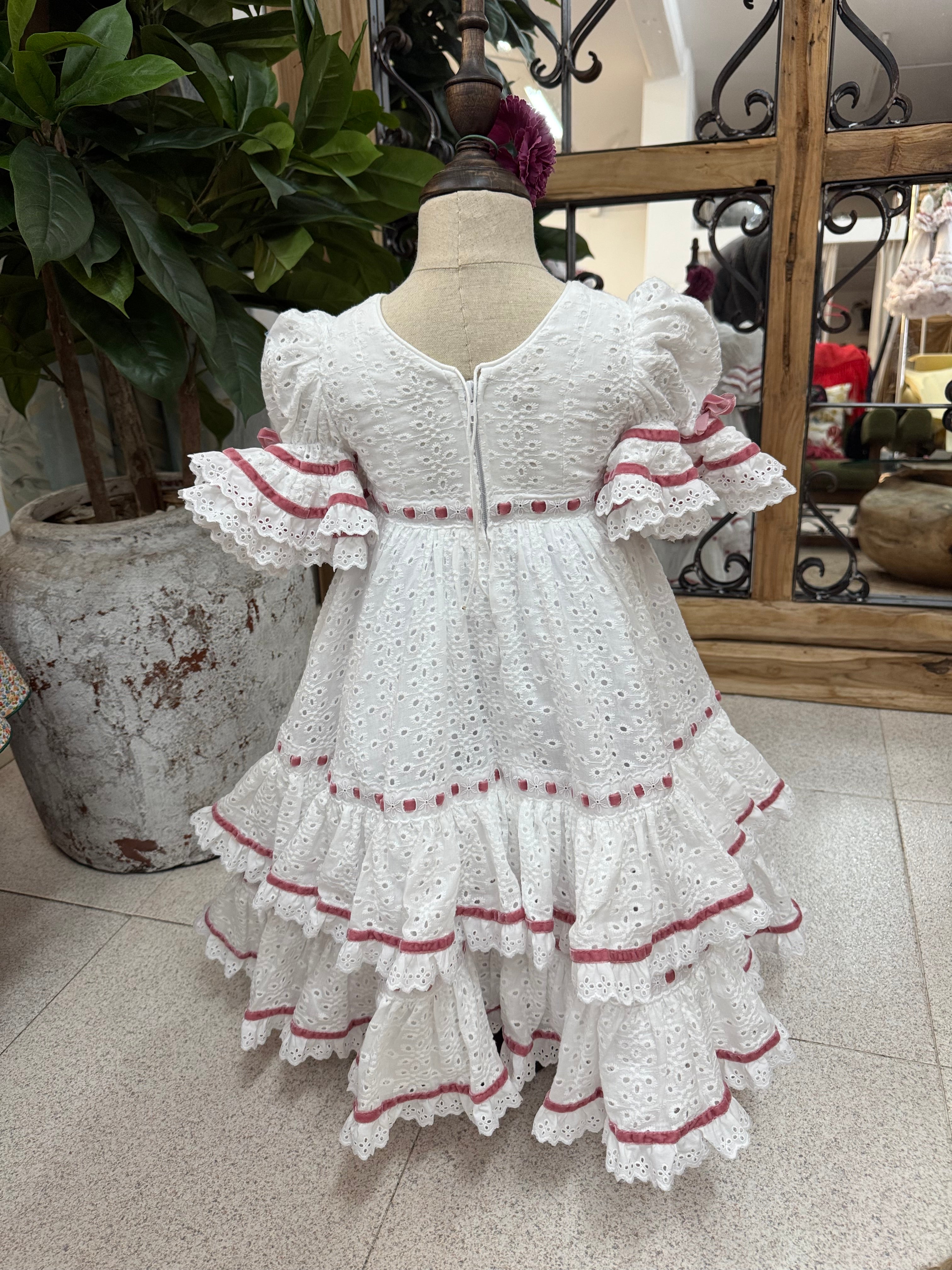 Traje Flamenca Niña Carmen Perforado T.2