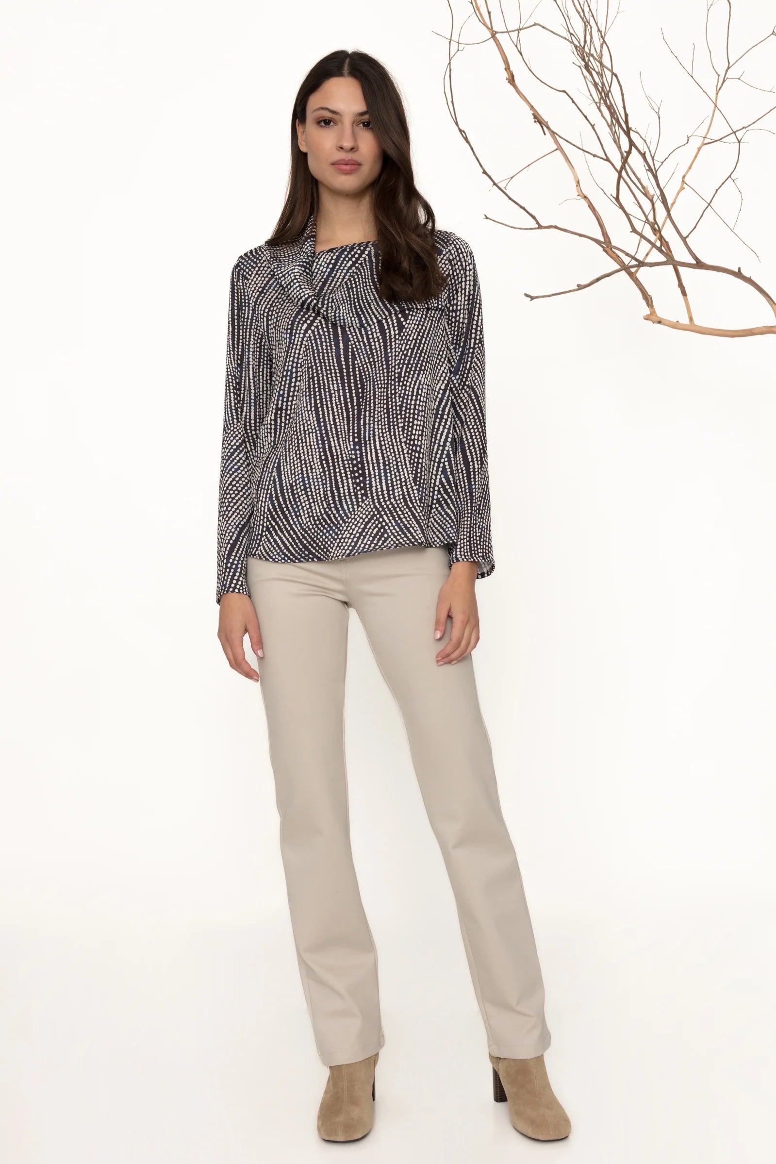 Blusa Estampada Cuello Doble