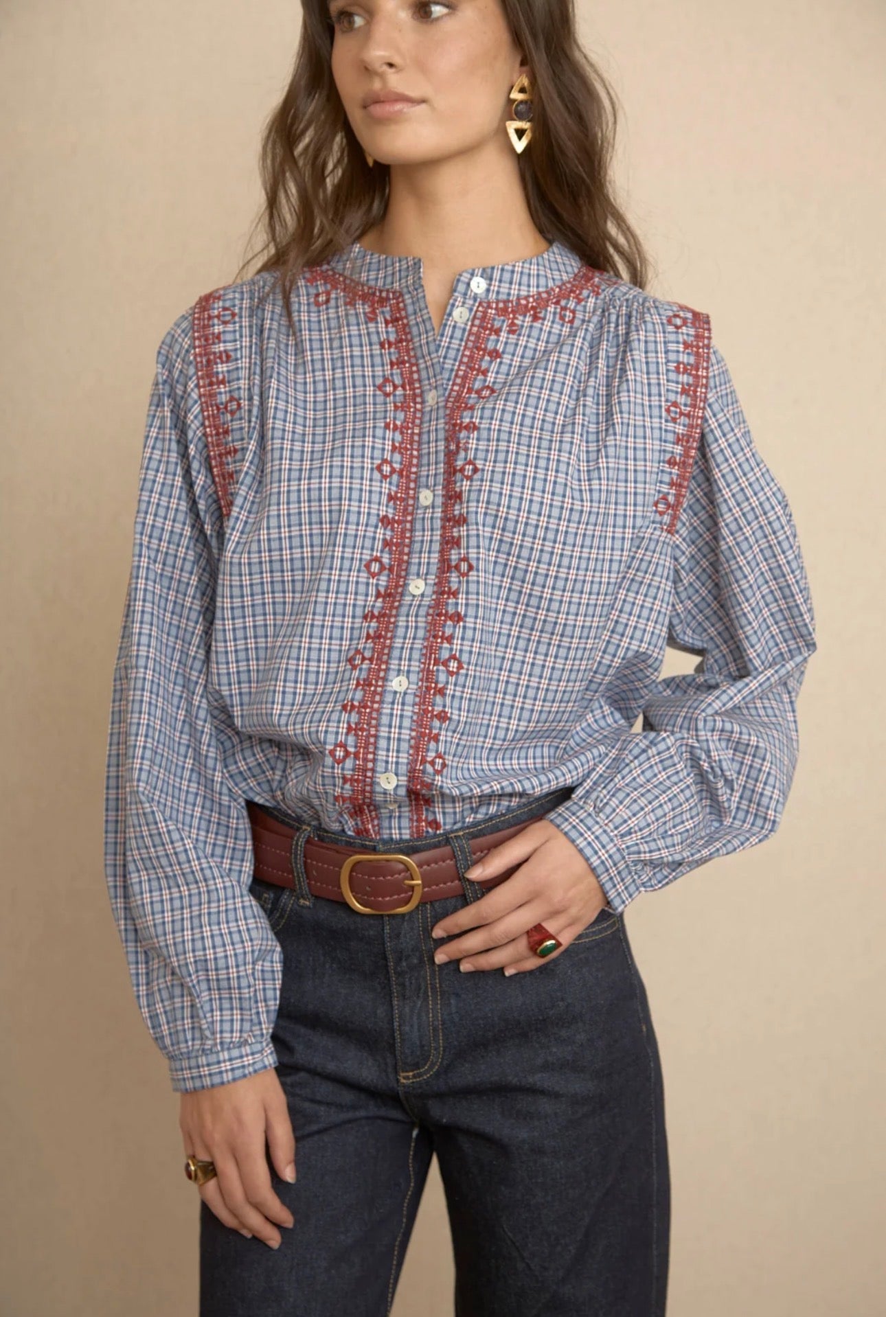 Camisa Cuadris Bordados Étnicos Azul Latido