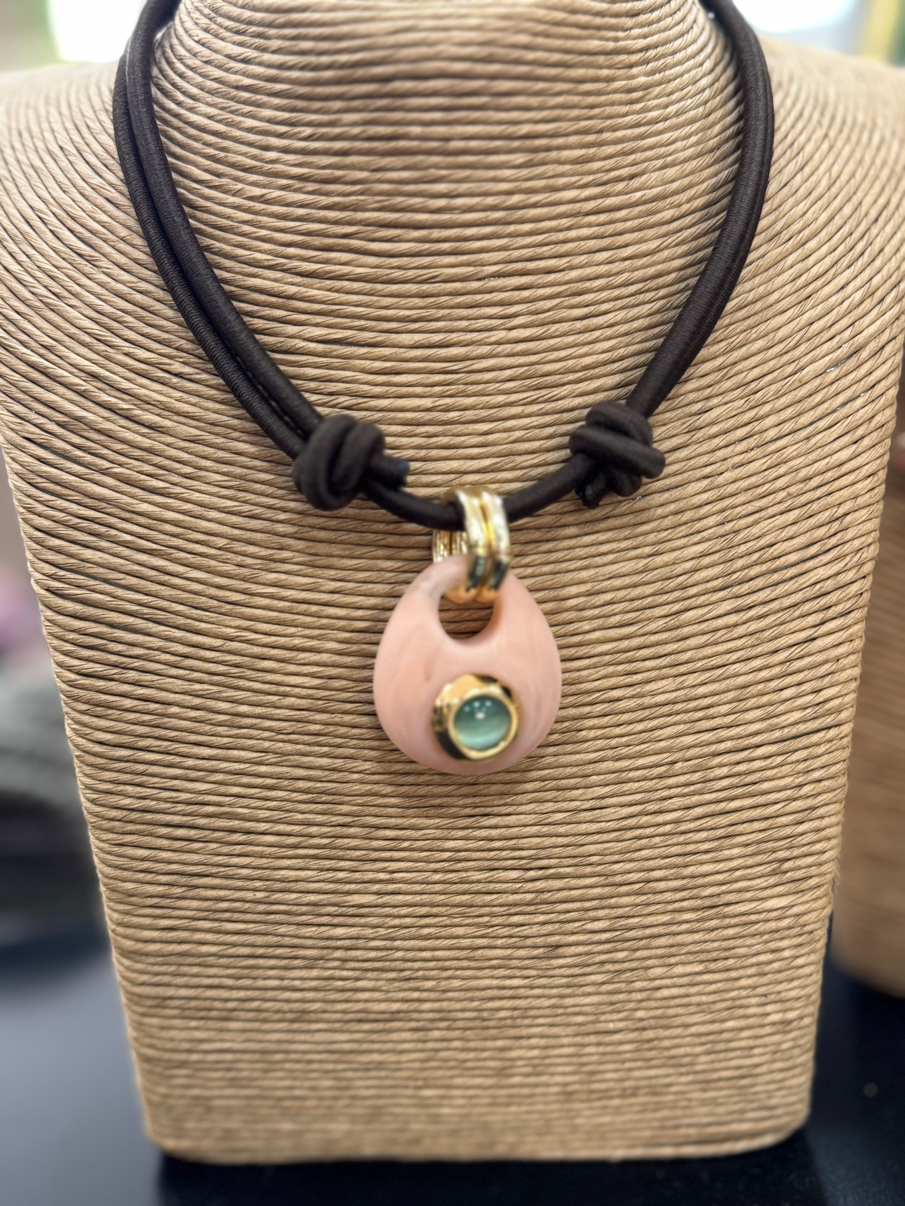 Collares Corto Mármol Émolo