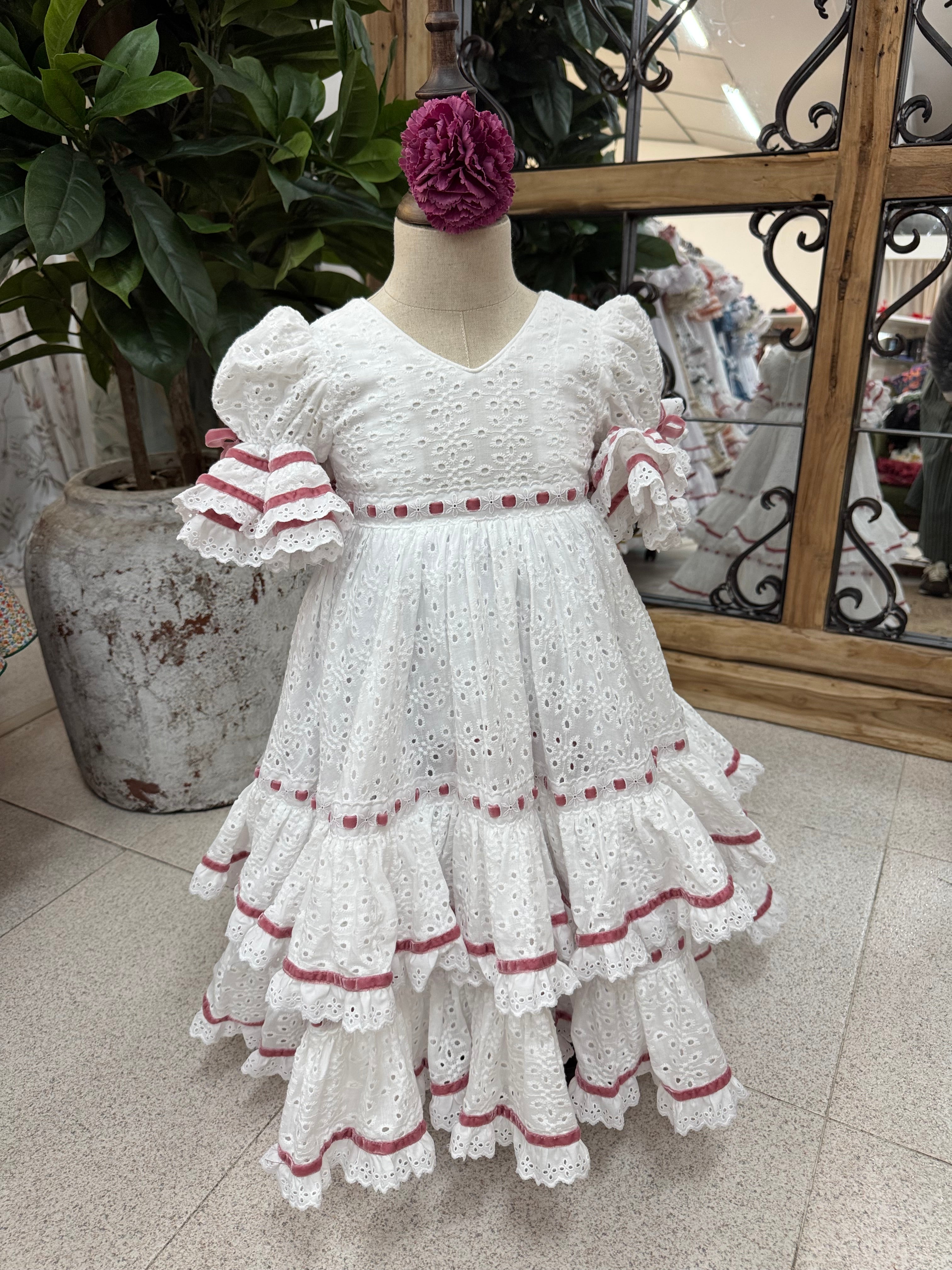 Traje Flamenca Niña Carmen Perforado T.2