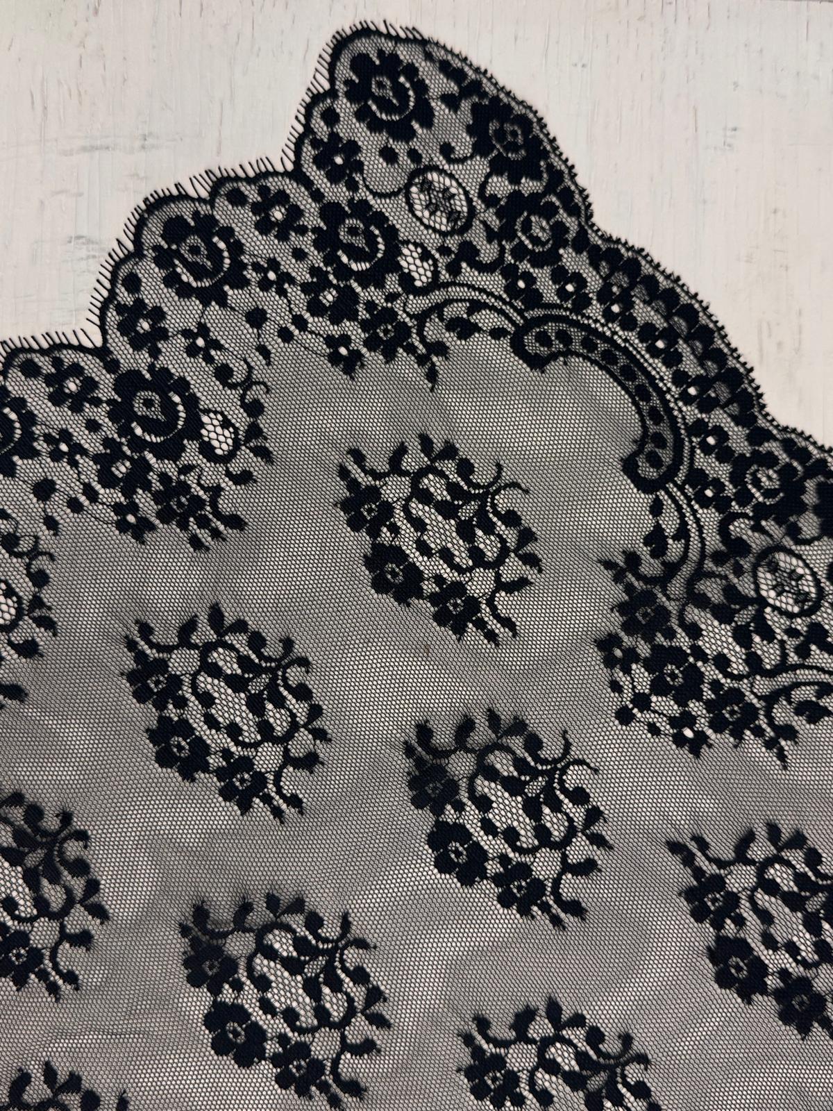 Mantilla Negra