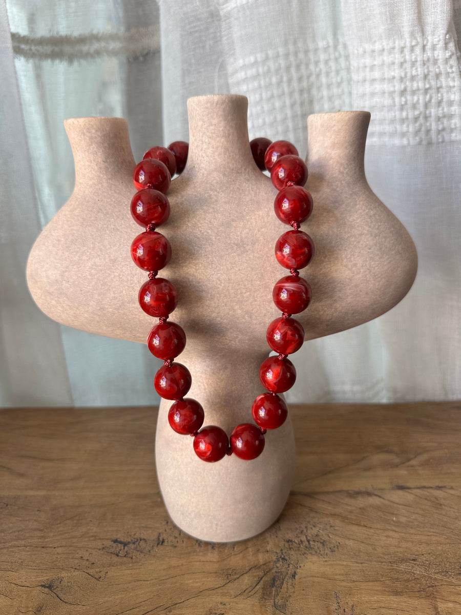 Choker Bolas Rojo Burdeos