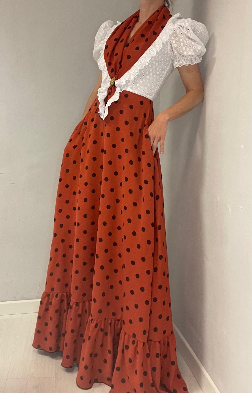 Bata Rocío Perforado Teja Lunar + Pañoleta