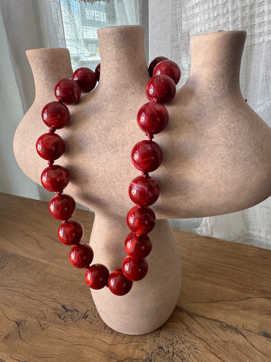 Choker Bolas Rojo Burdeos