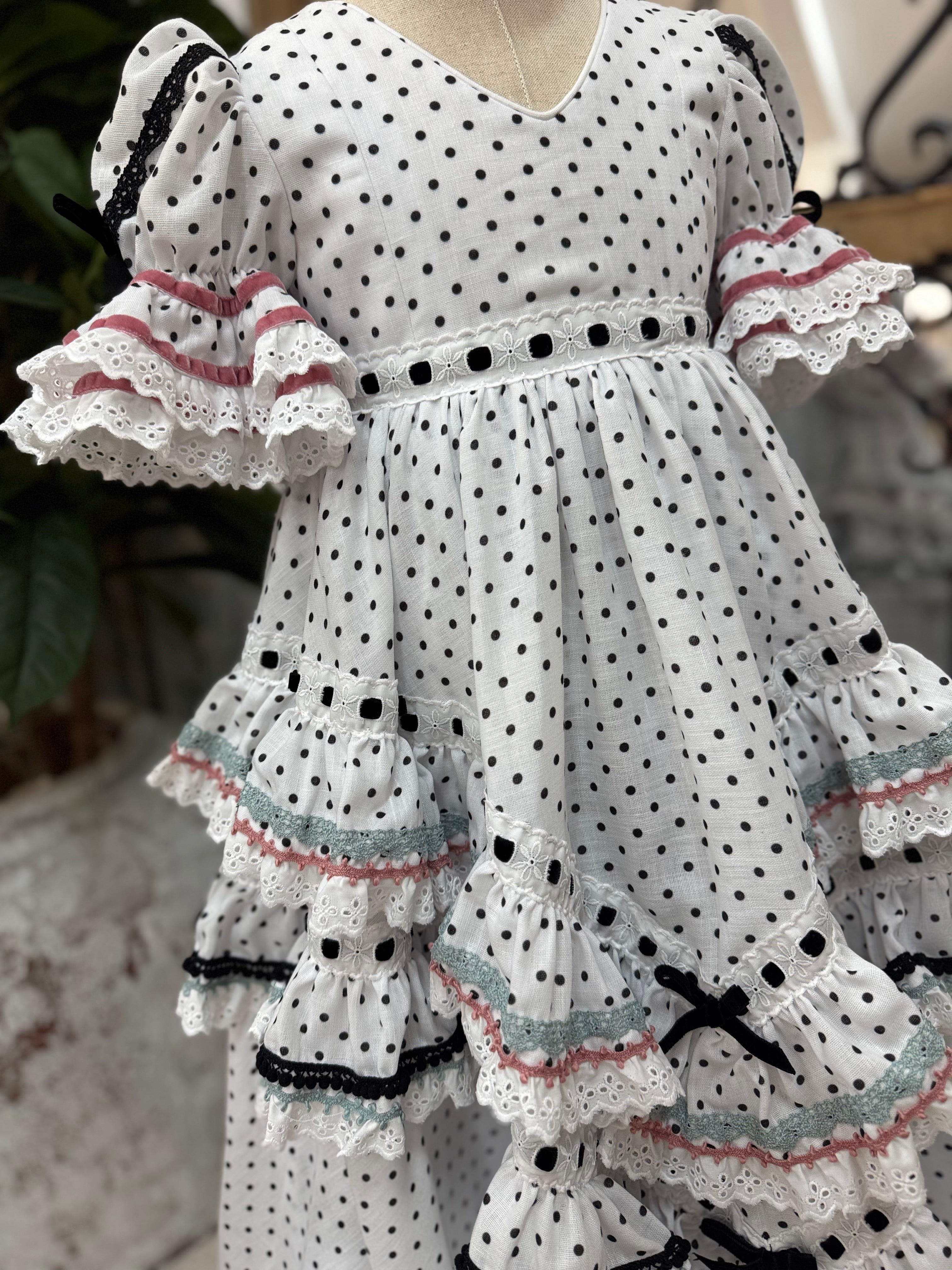 Traje de Flamenca Marisol Lunar T. 4