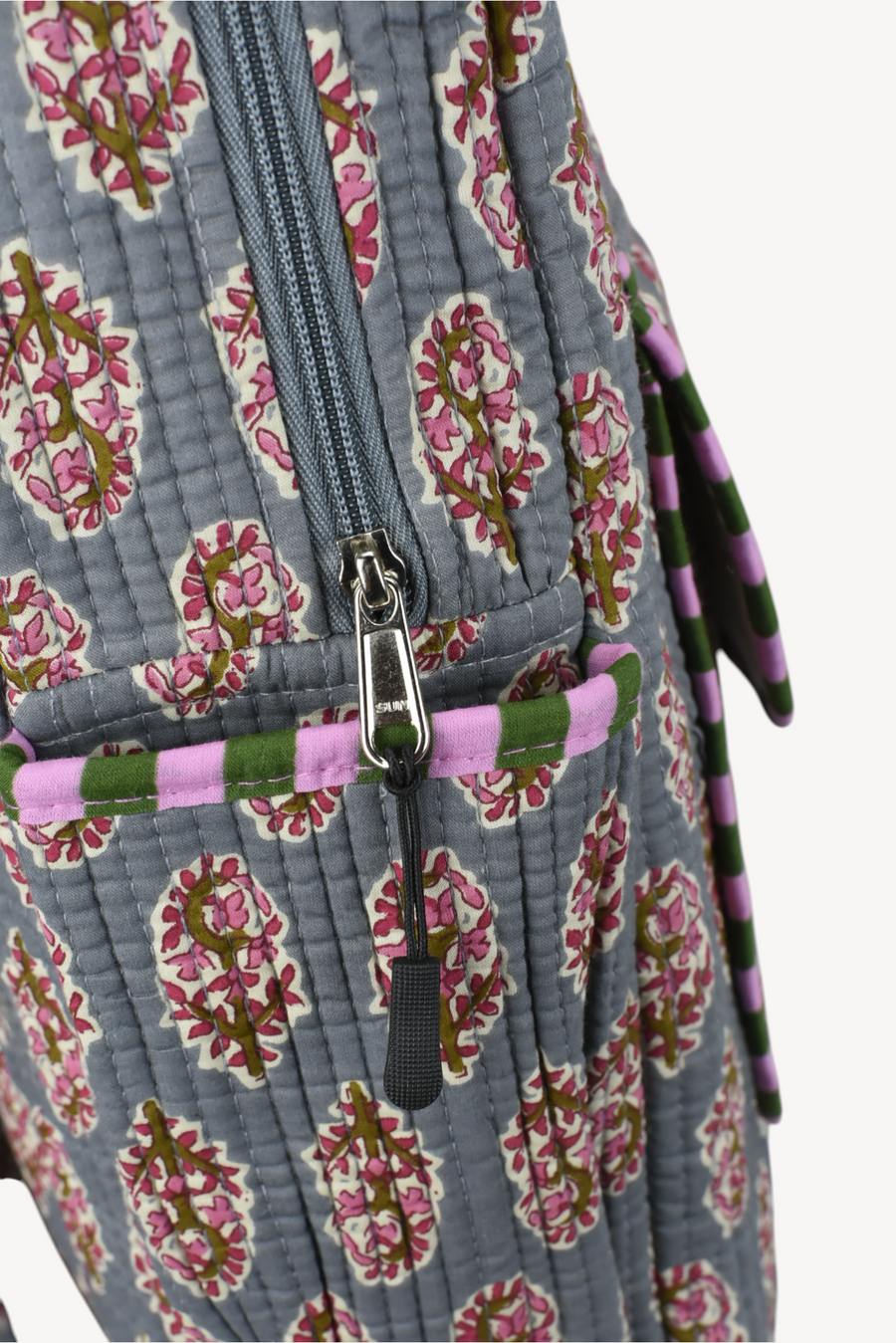 Mochila Acolchada Gris