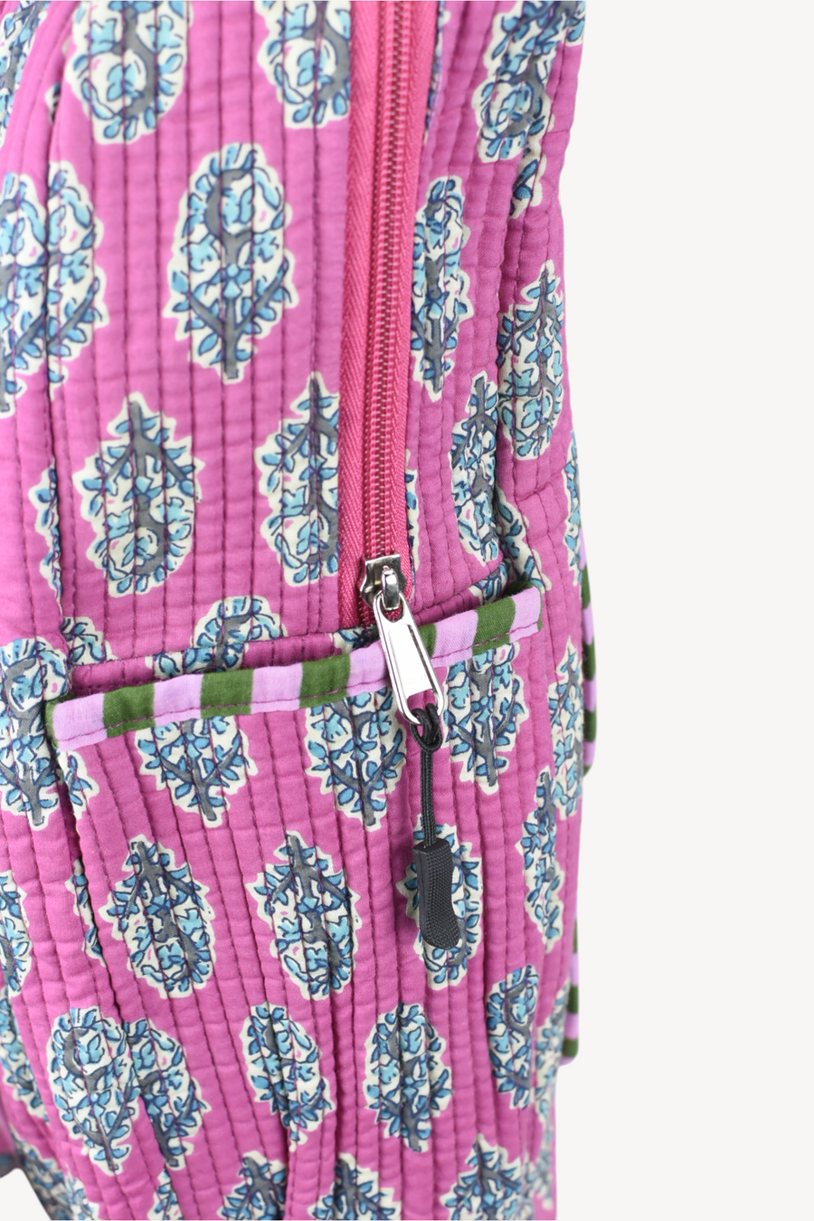 Mochila Acolchada Fucsia