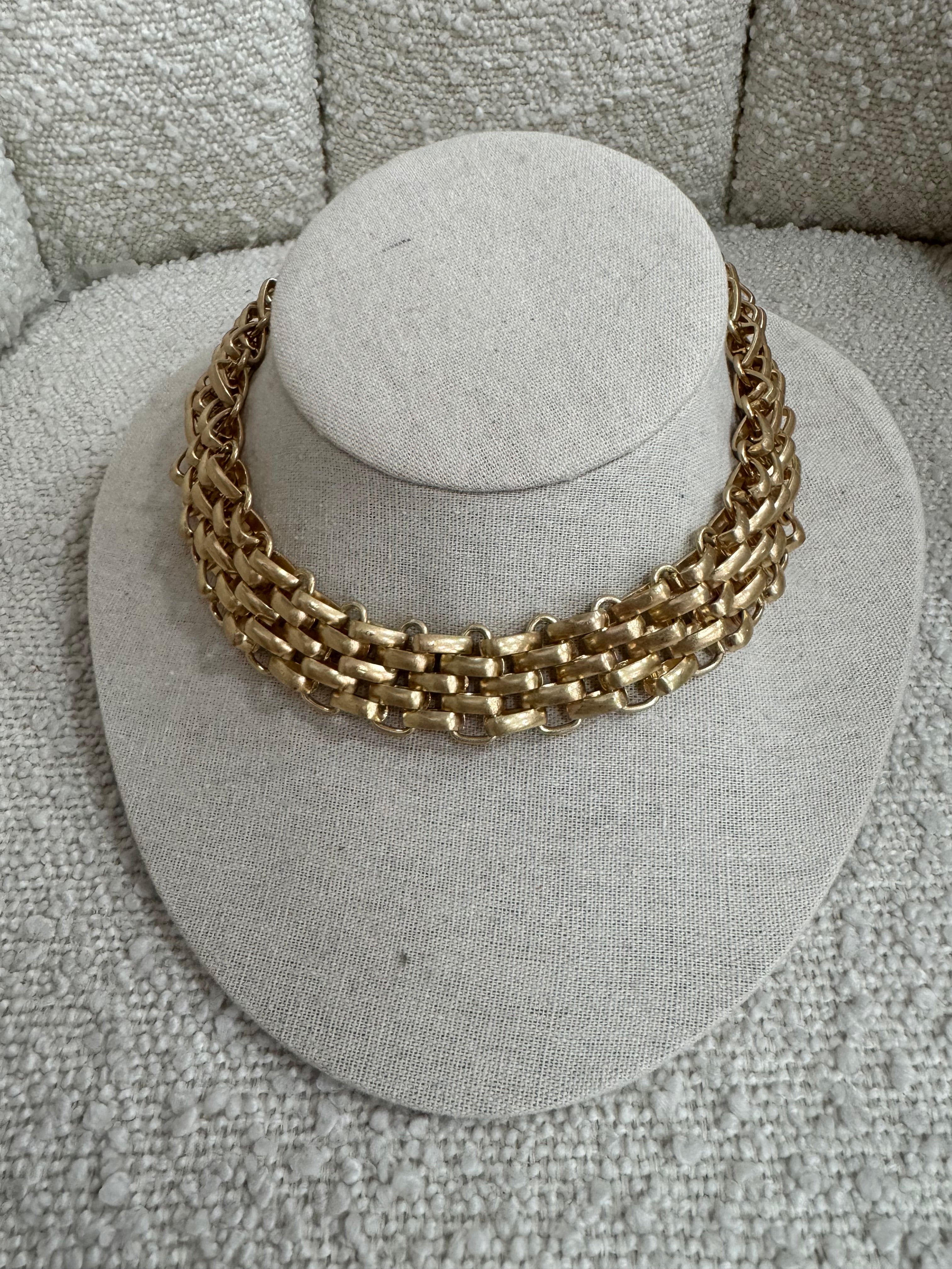 Choker Lazada Dorado