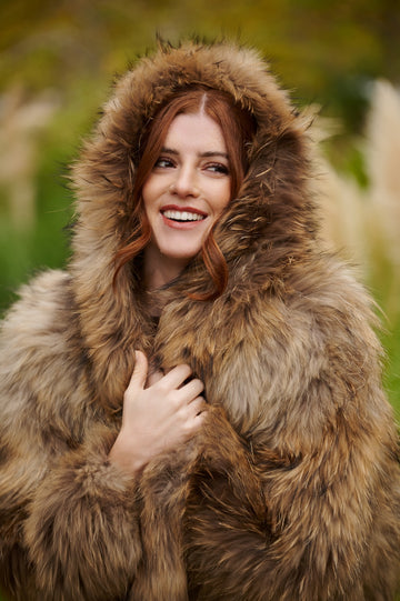 Chaqueta Piel Natura Fox con Capucha