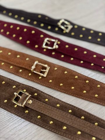 Cinturón de Piel Ante Tachas