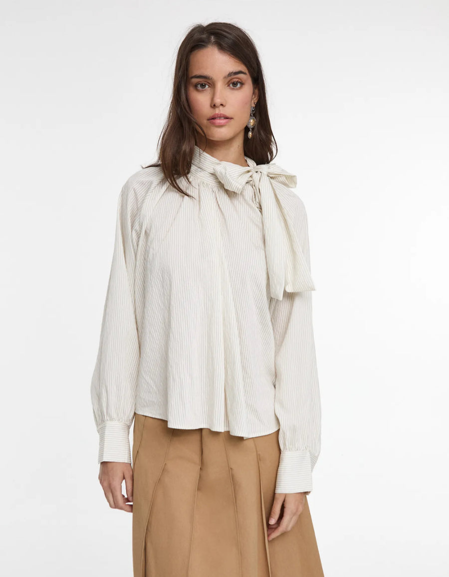 Blusa Lazo Diplomática