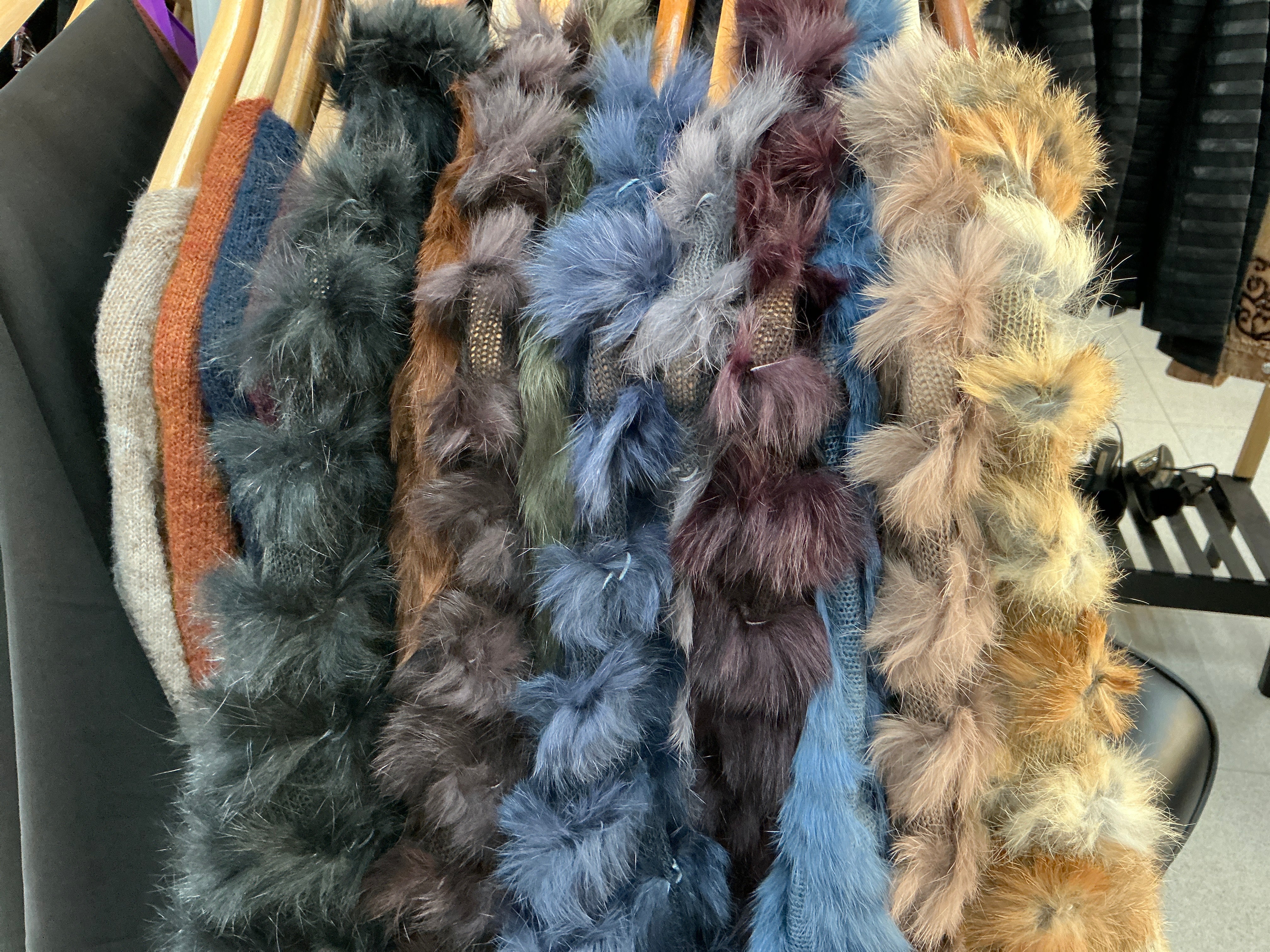 Poncho Piel Natural Rabbit en 10 colores diferentes