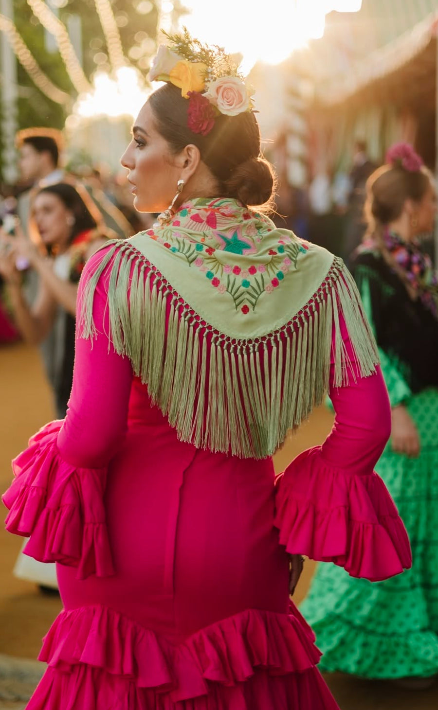 Mantoncillo Artesanal Bordado en Seda