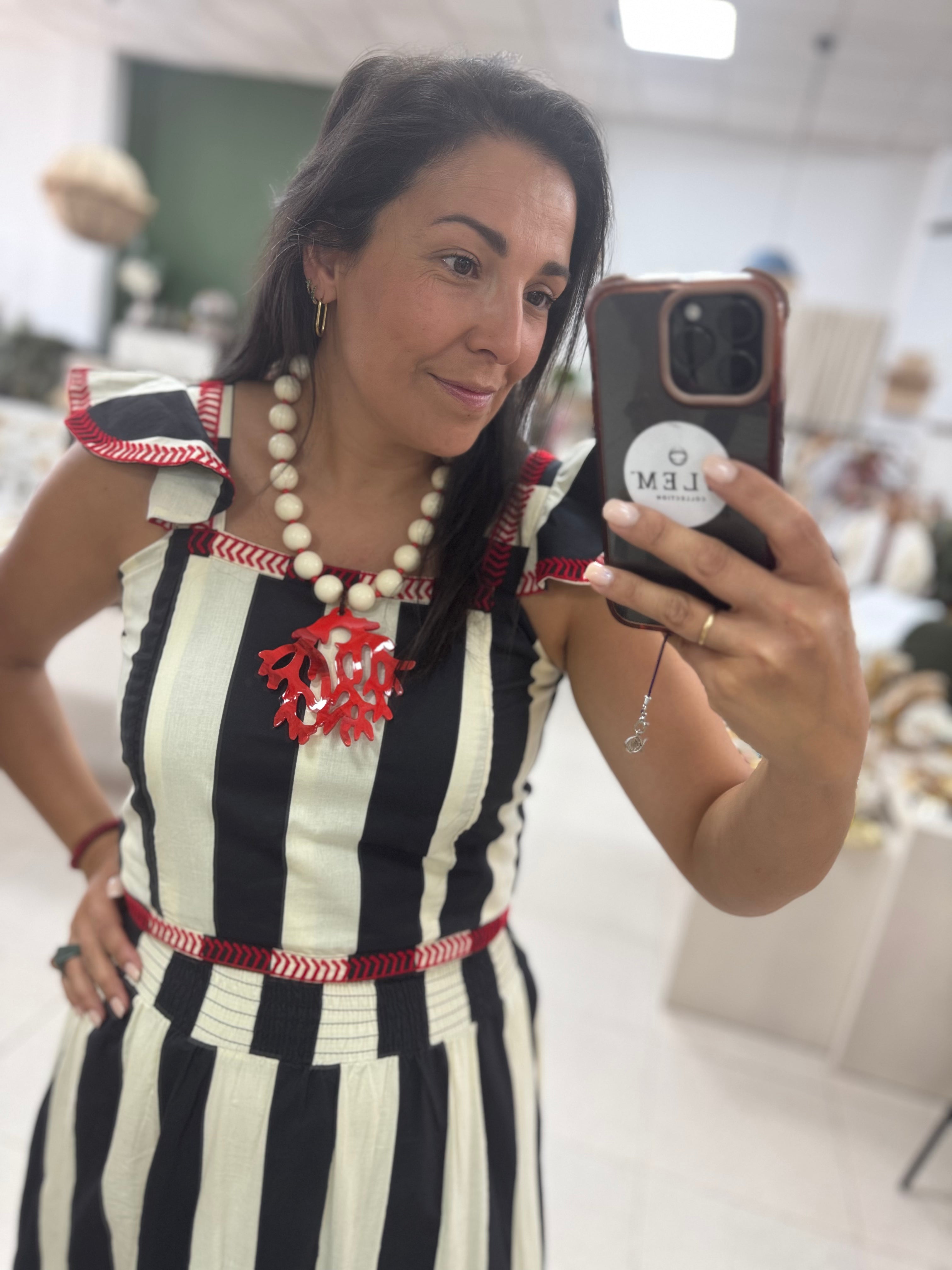Collar Bolas y Coral