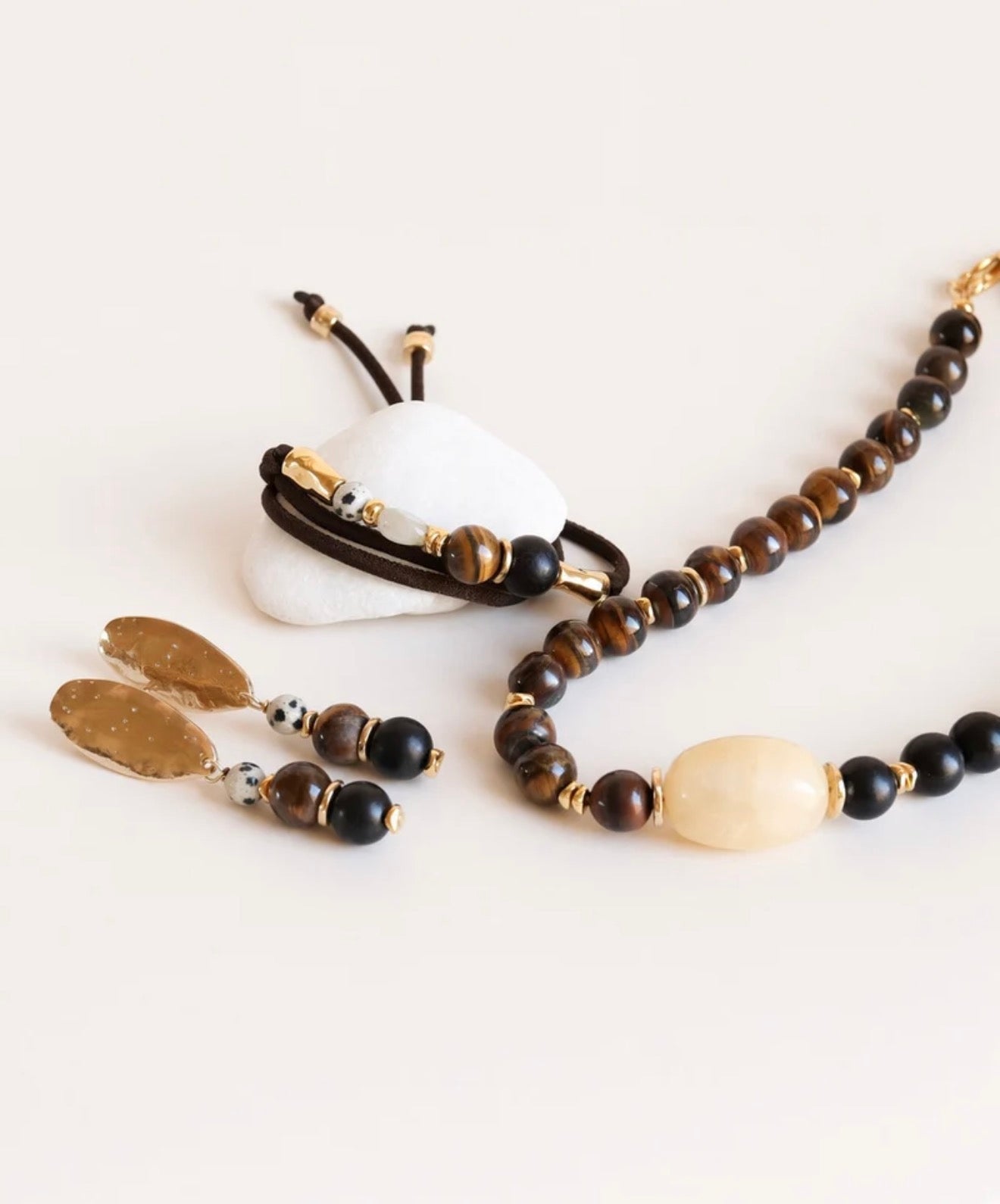 Collar Aura Émolo