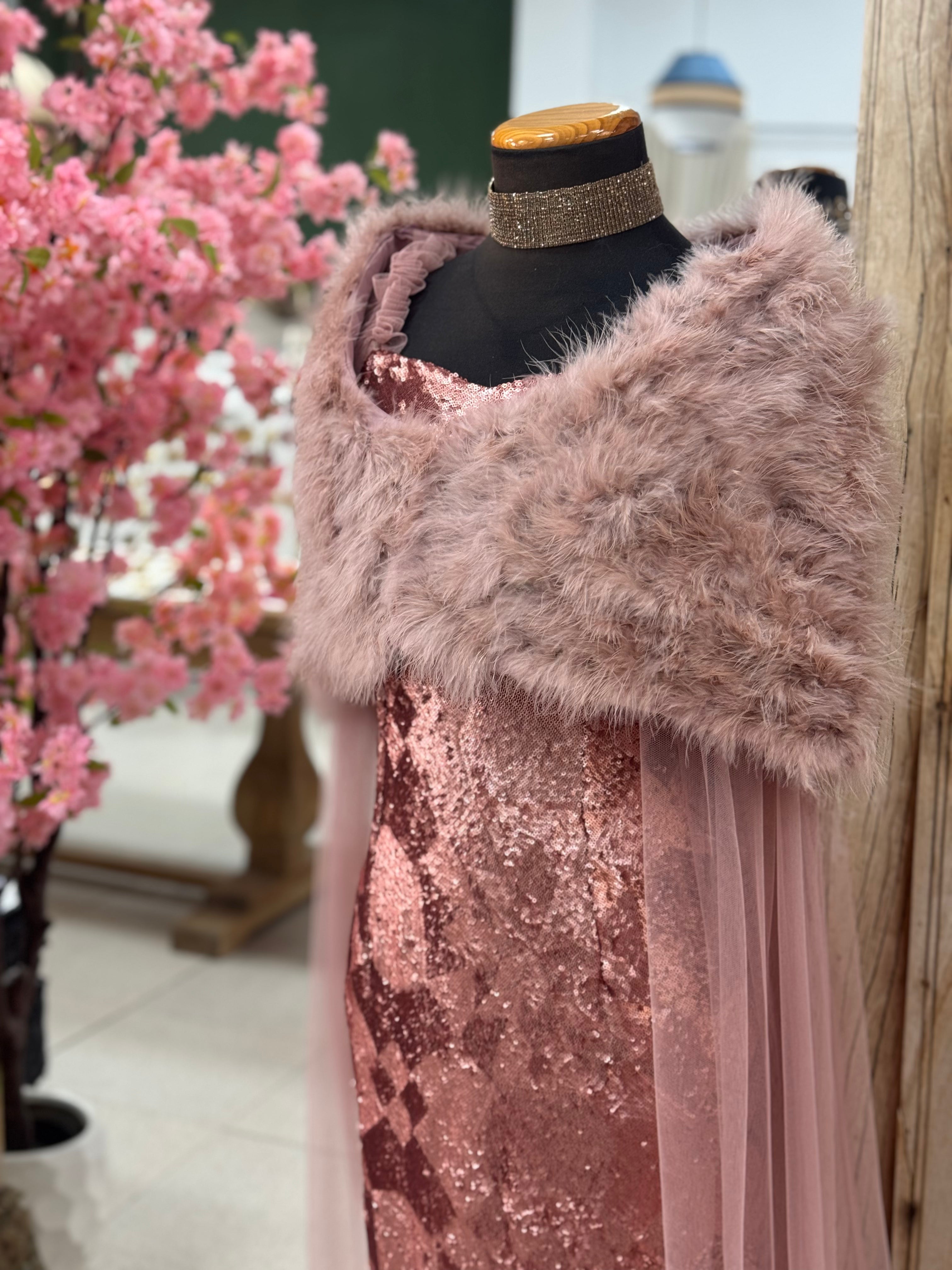 Estola Plumas de Pluma Marabú 13 colores disponibles