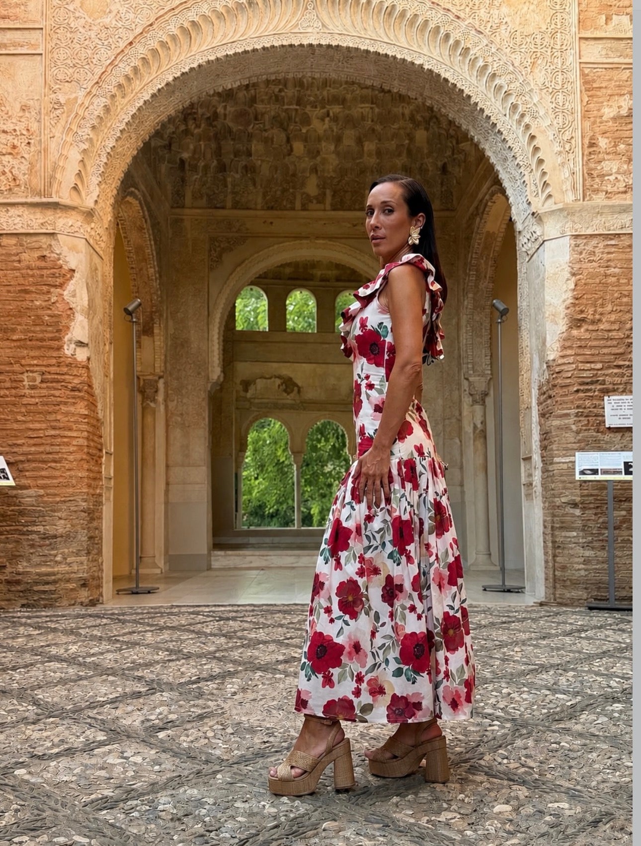 Vestido Asimétrico Flores PuraNegra