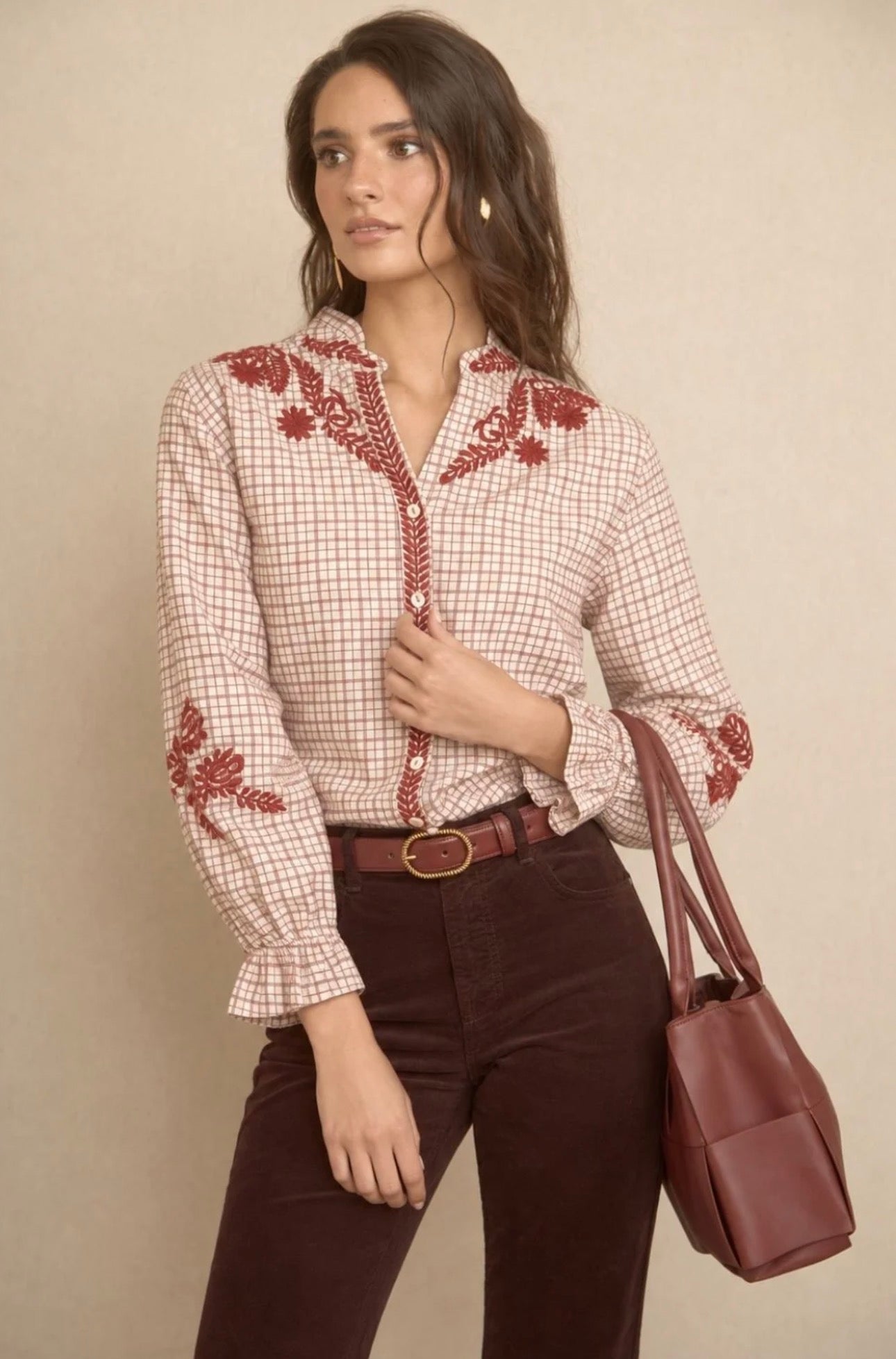 Blusa Cuadros Bordada Burdeos Latido
