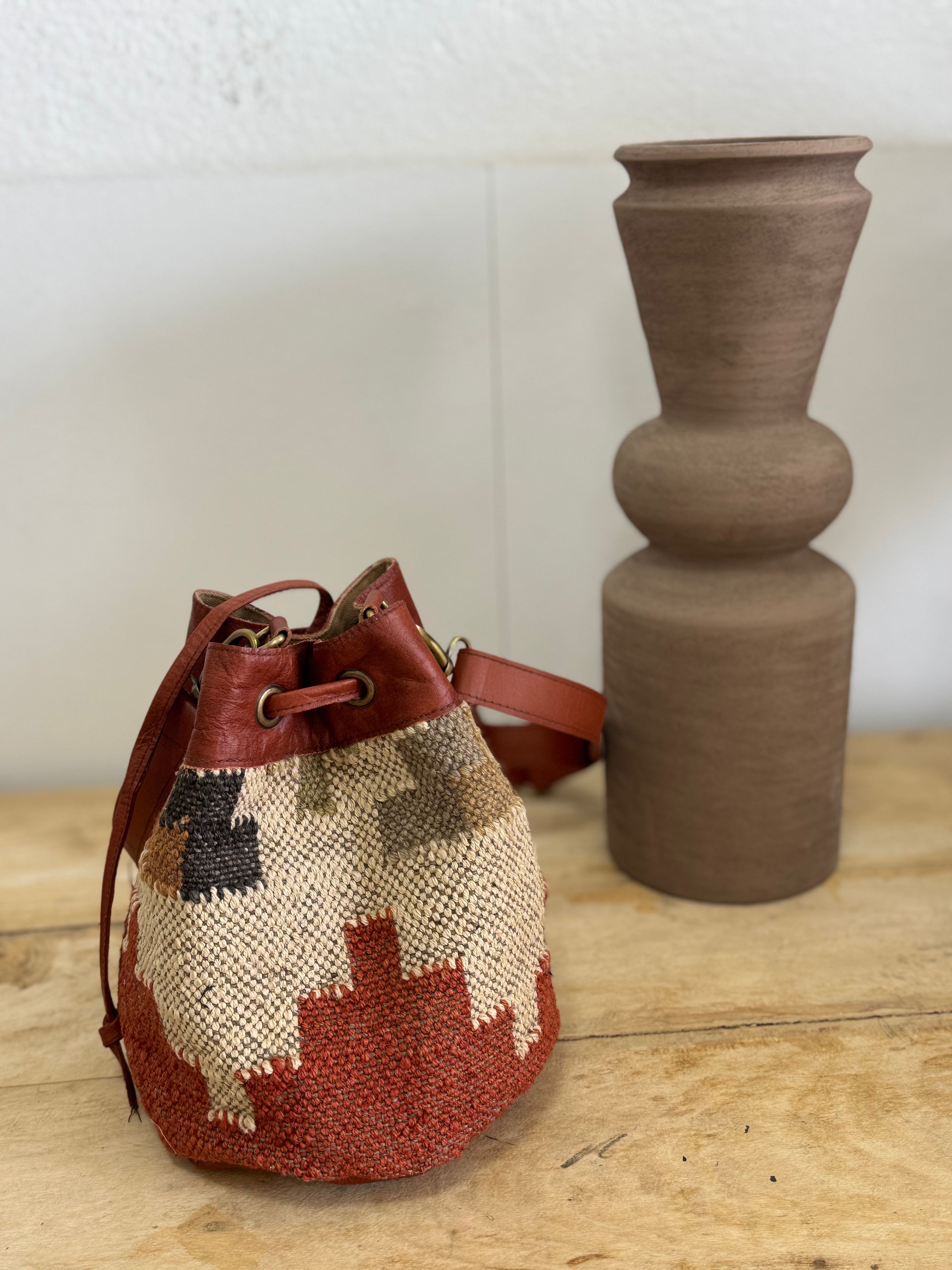Bolso Piel Bombonera Yute 3