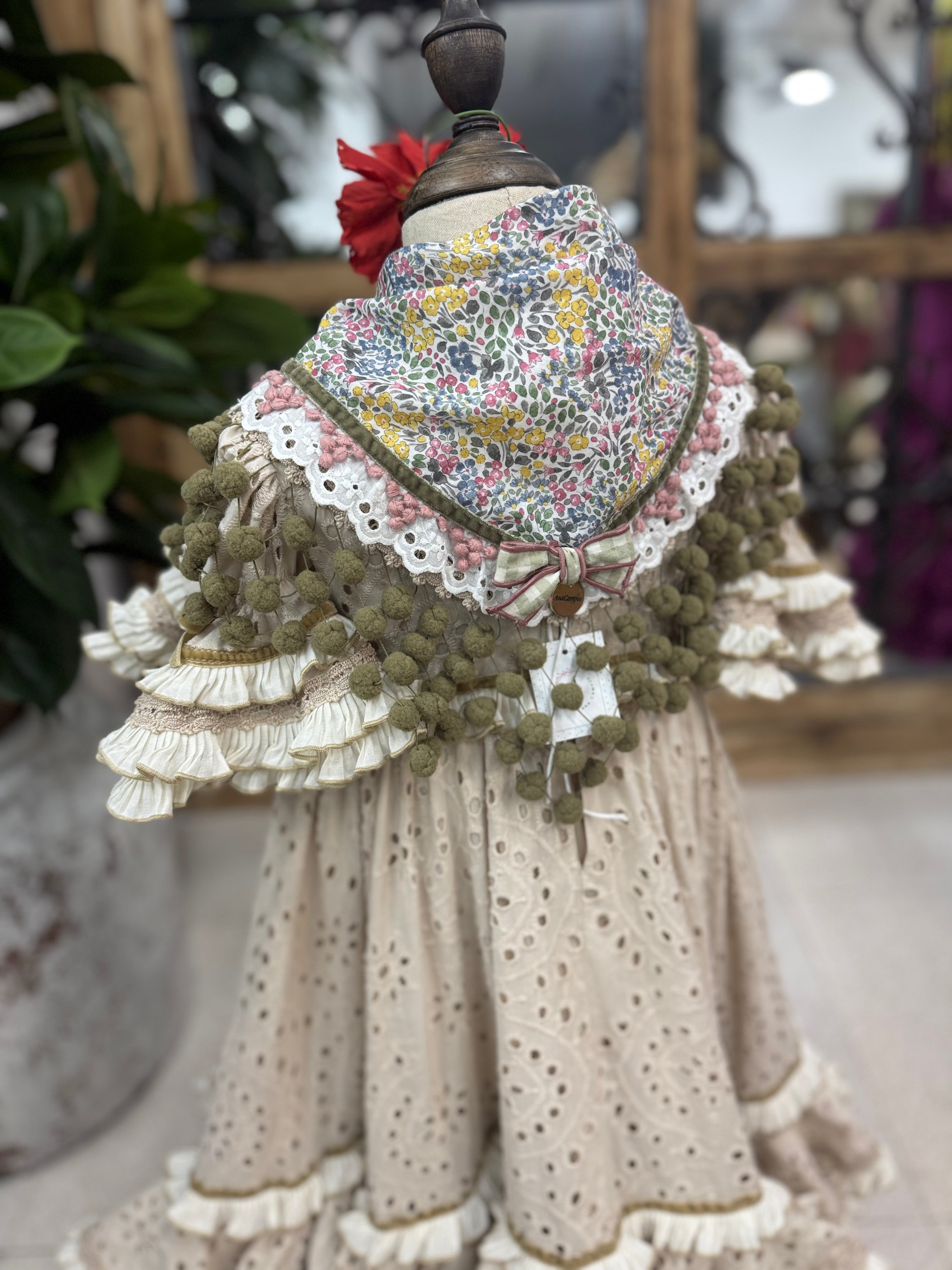 Traje de Flamenca Niña Mod.Rociera T.4