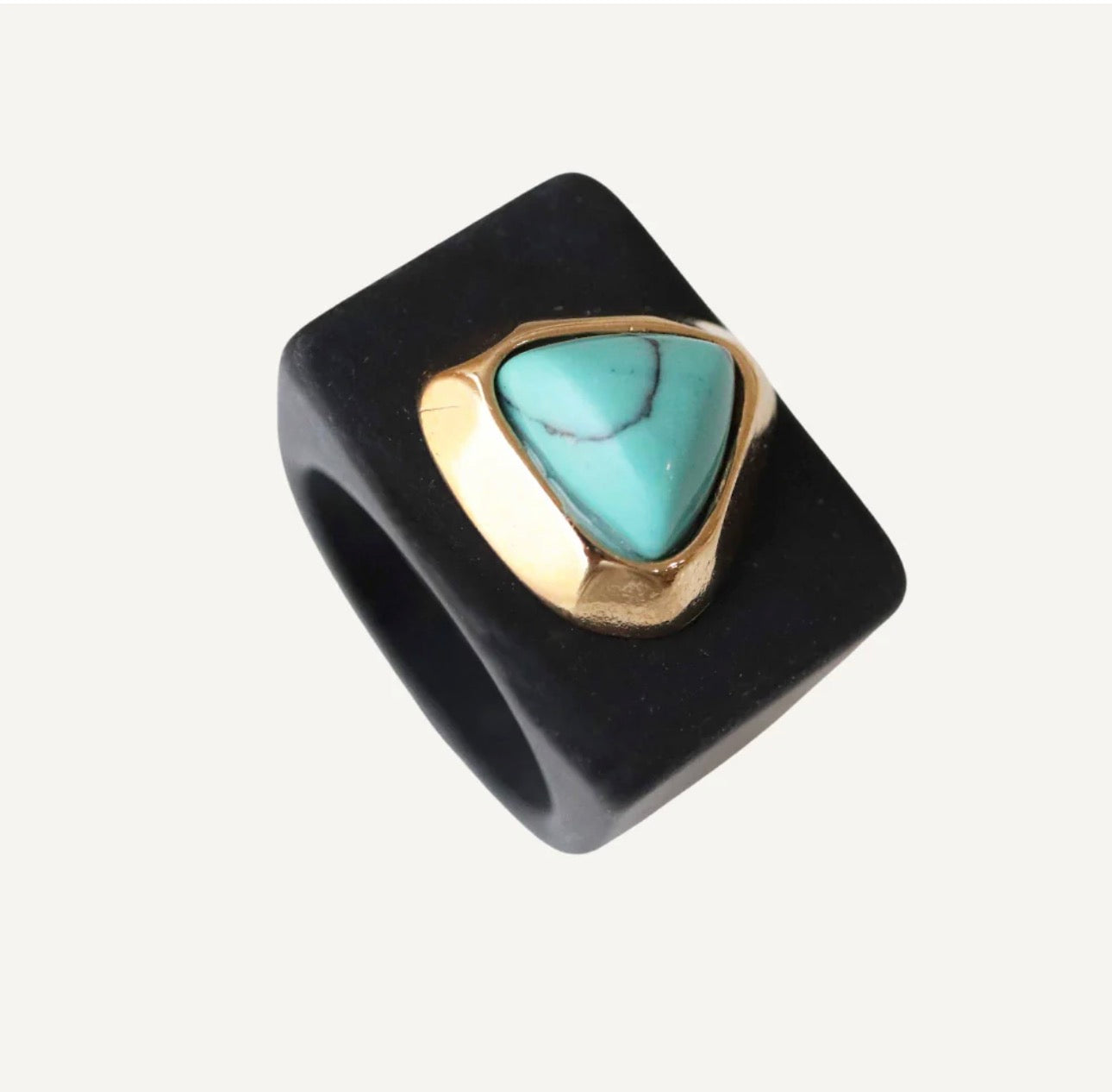 Anillo Negro con Turquenita