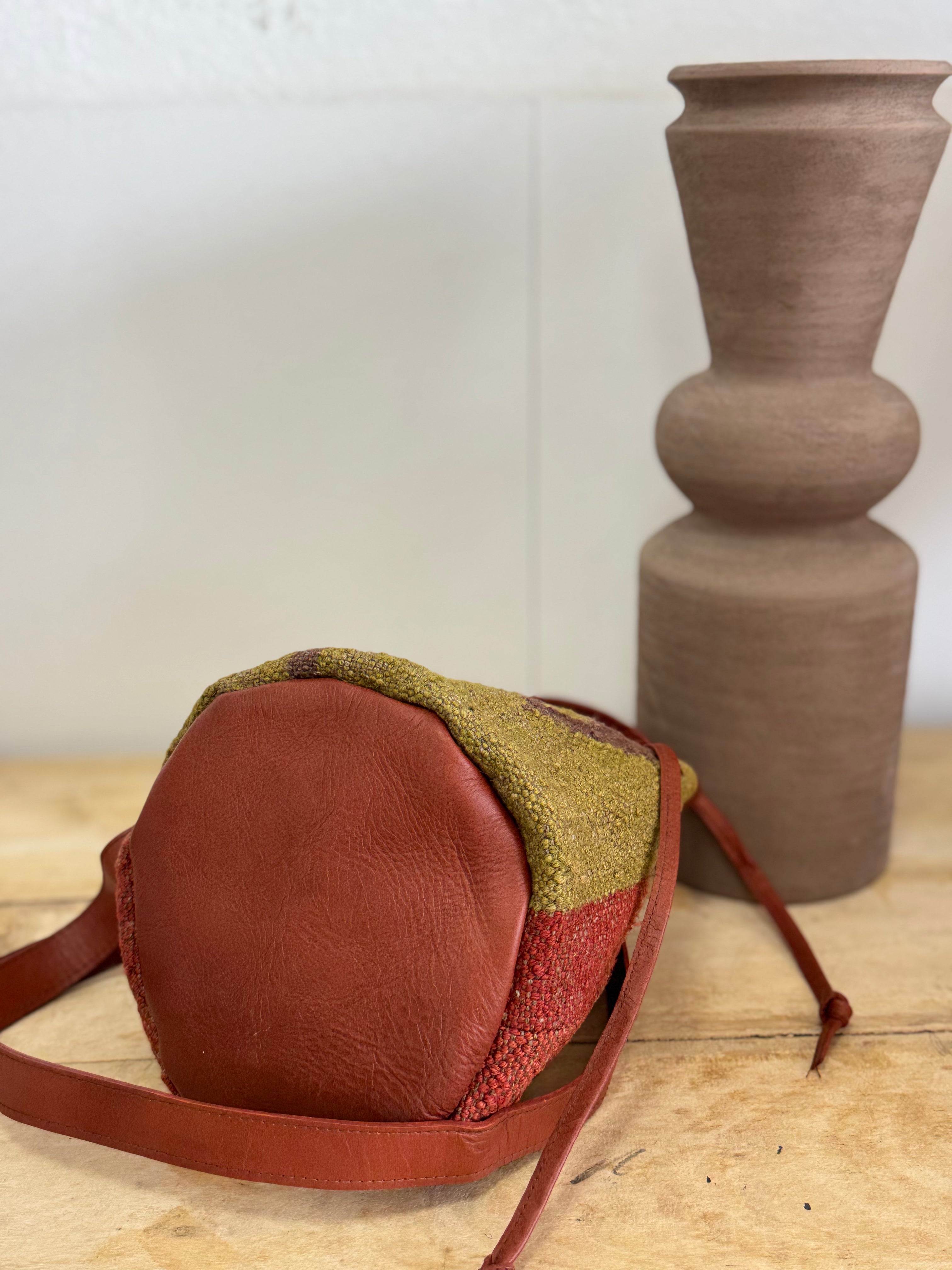Bolso Piel Bombonera Yute 3