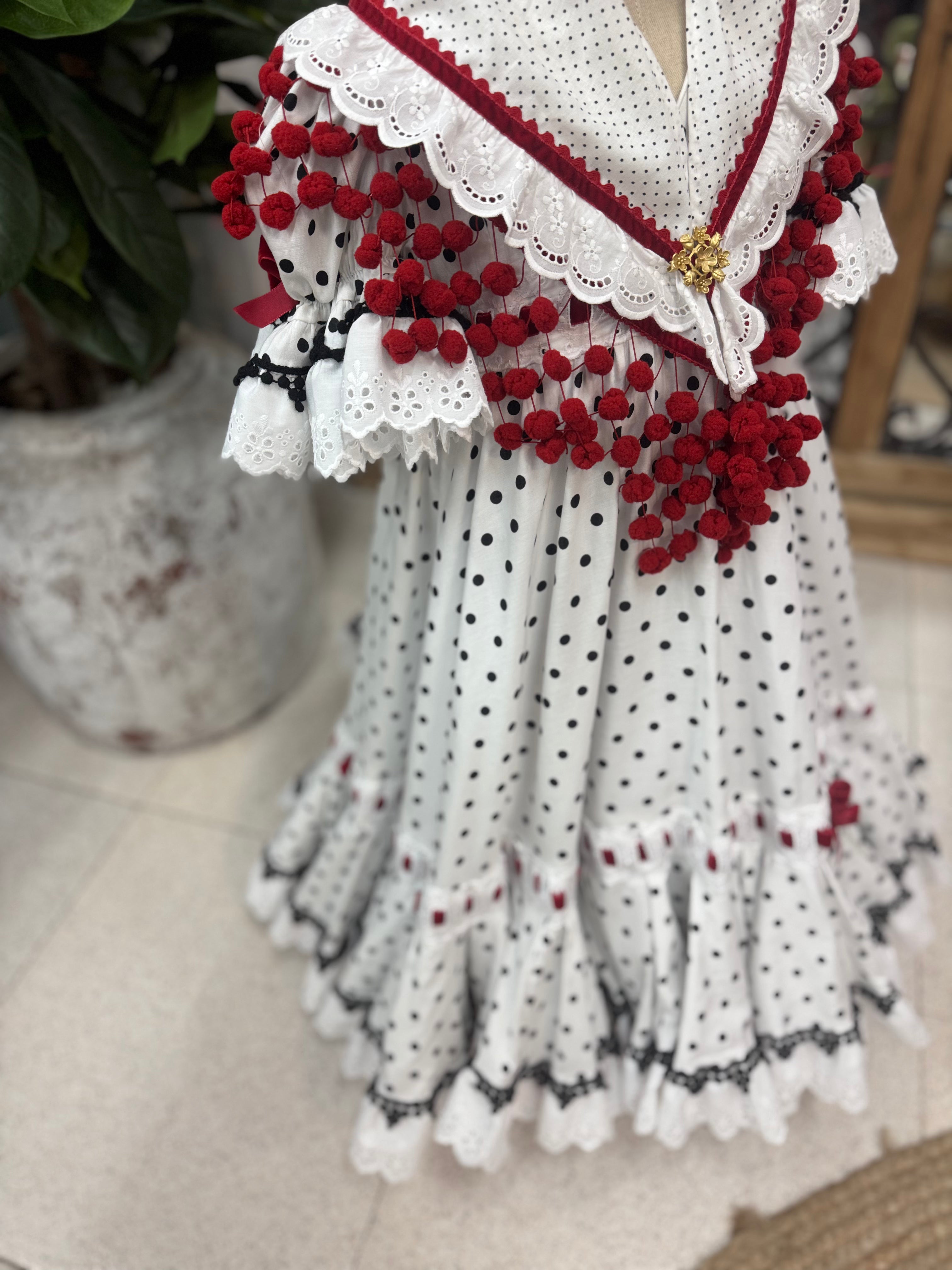 Traje de Flamenca Niña Mod. María T.4