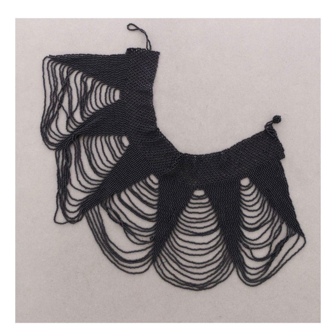 Choker Babero Abalorios Negro