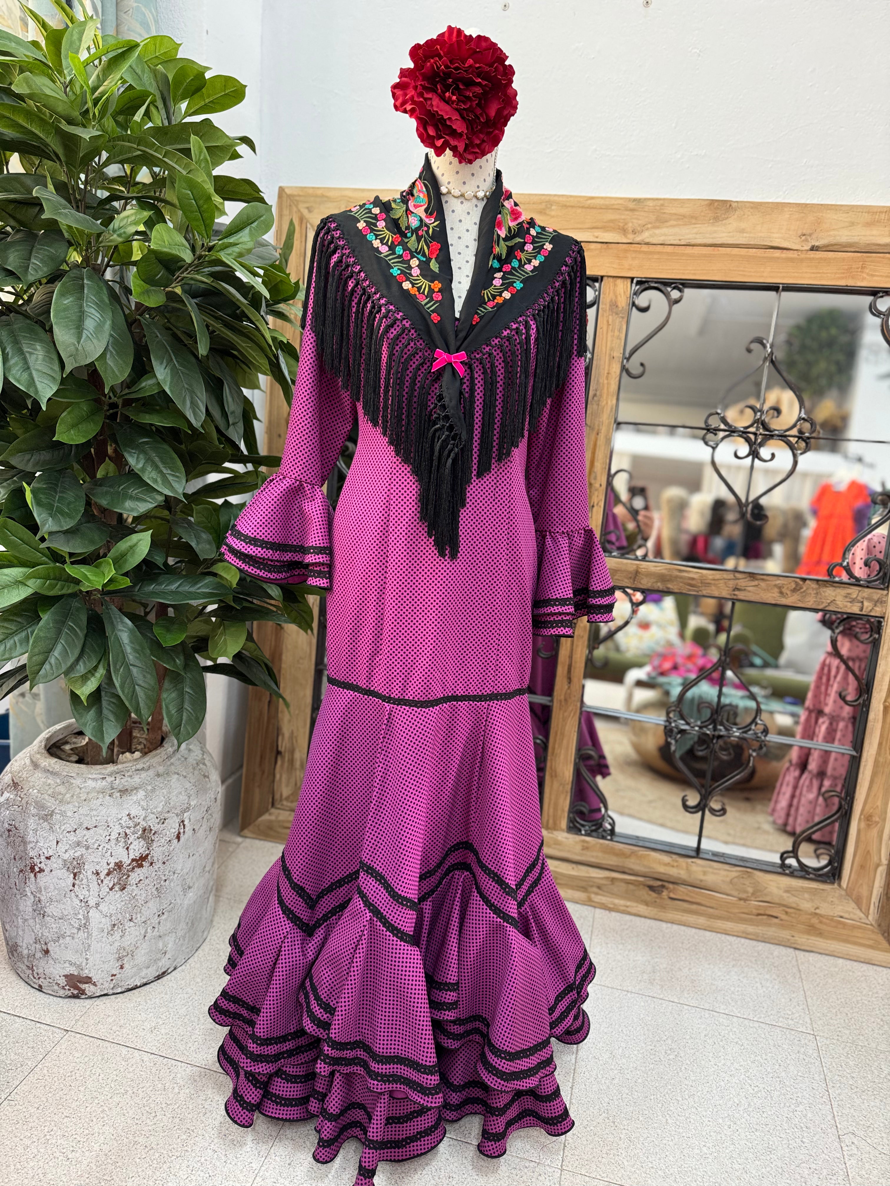 Traje de Flamenca Mod.Azucena Buganvilla Lunar Negro T.42