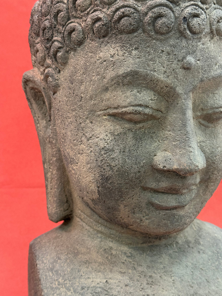 Busto Budha