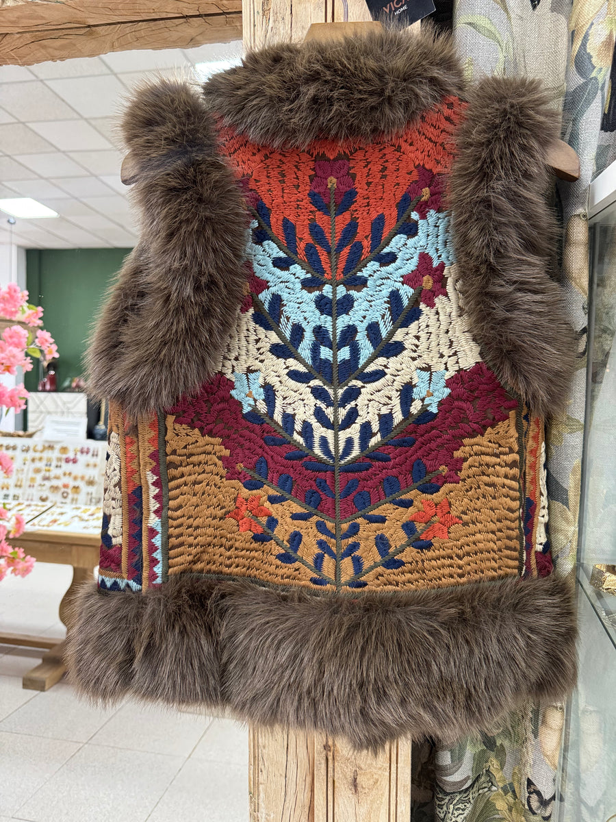 Chaleco Boho Bordado