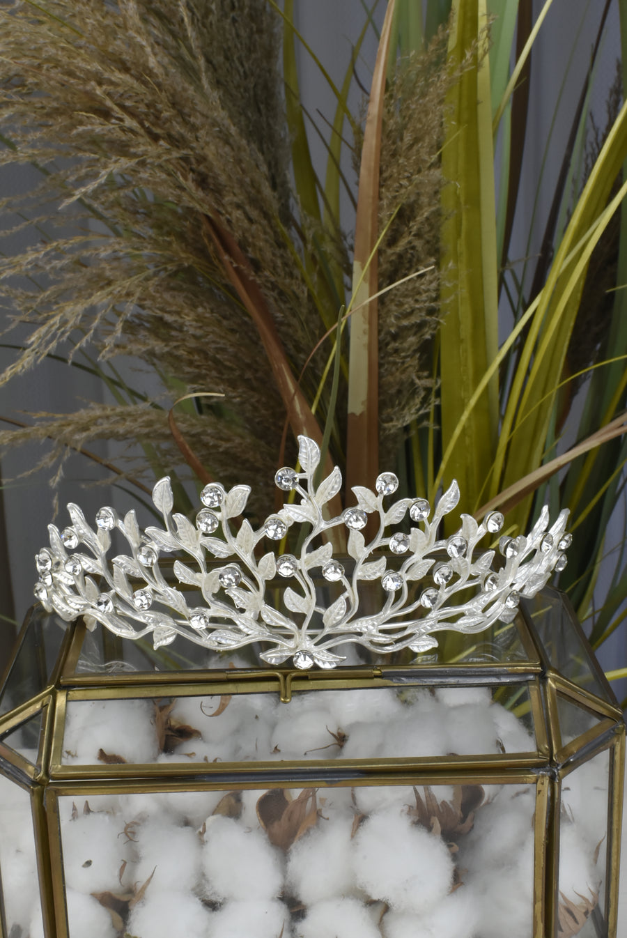 Tiara Natural Blanca